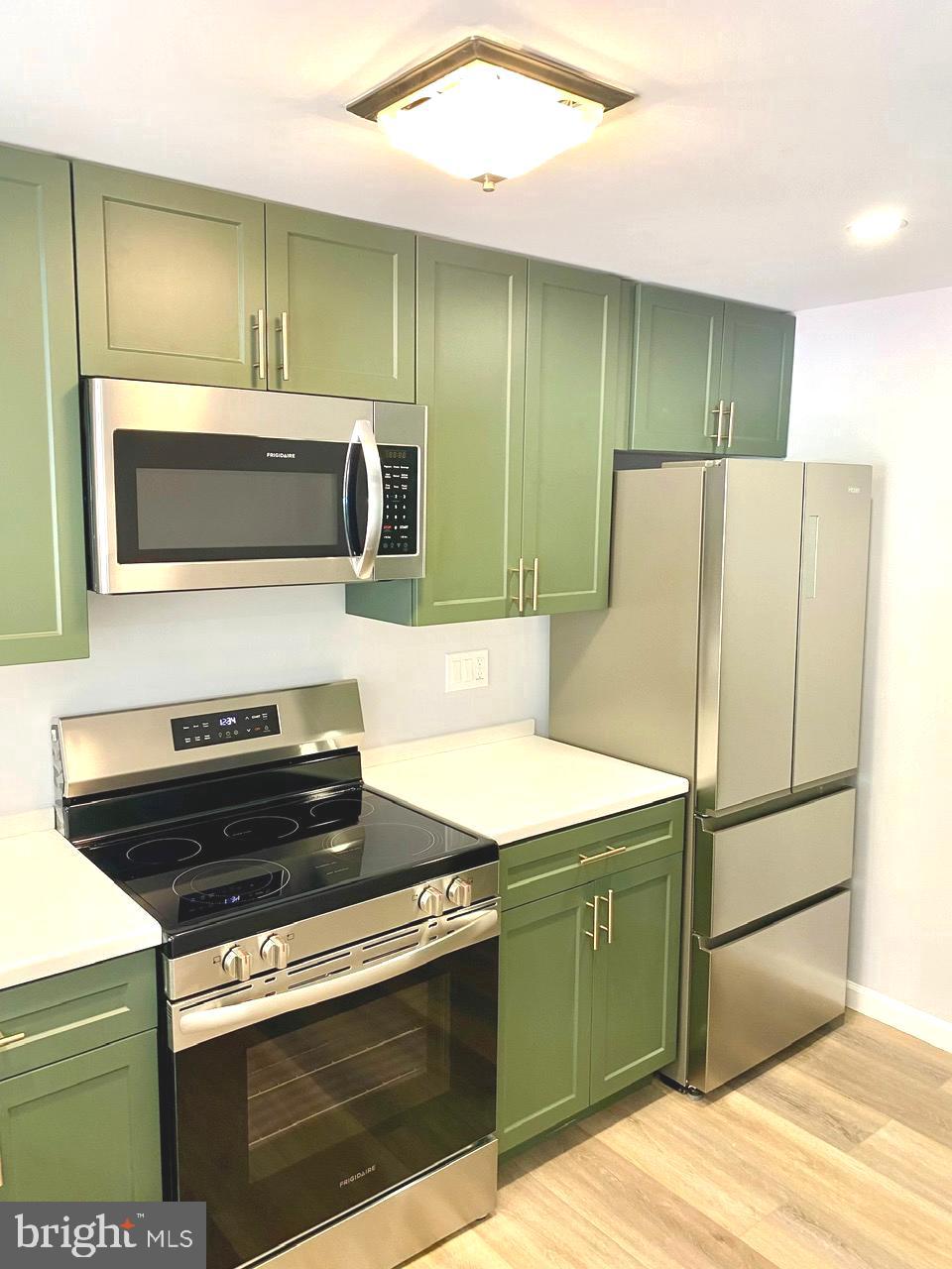 MONTGOMERY VILLAGE - Residential