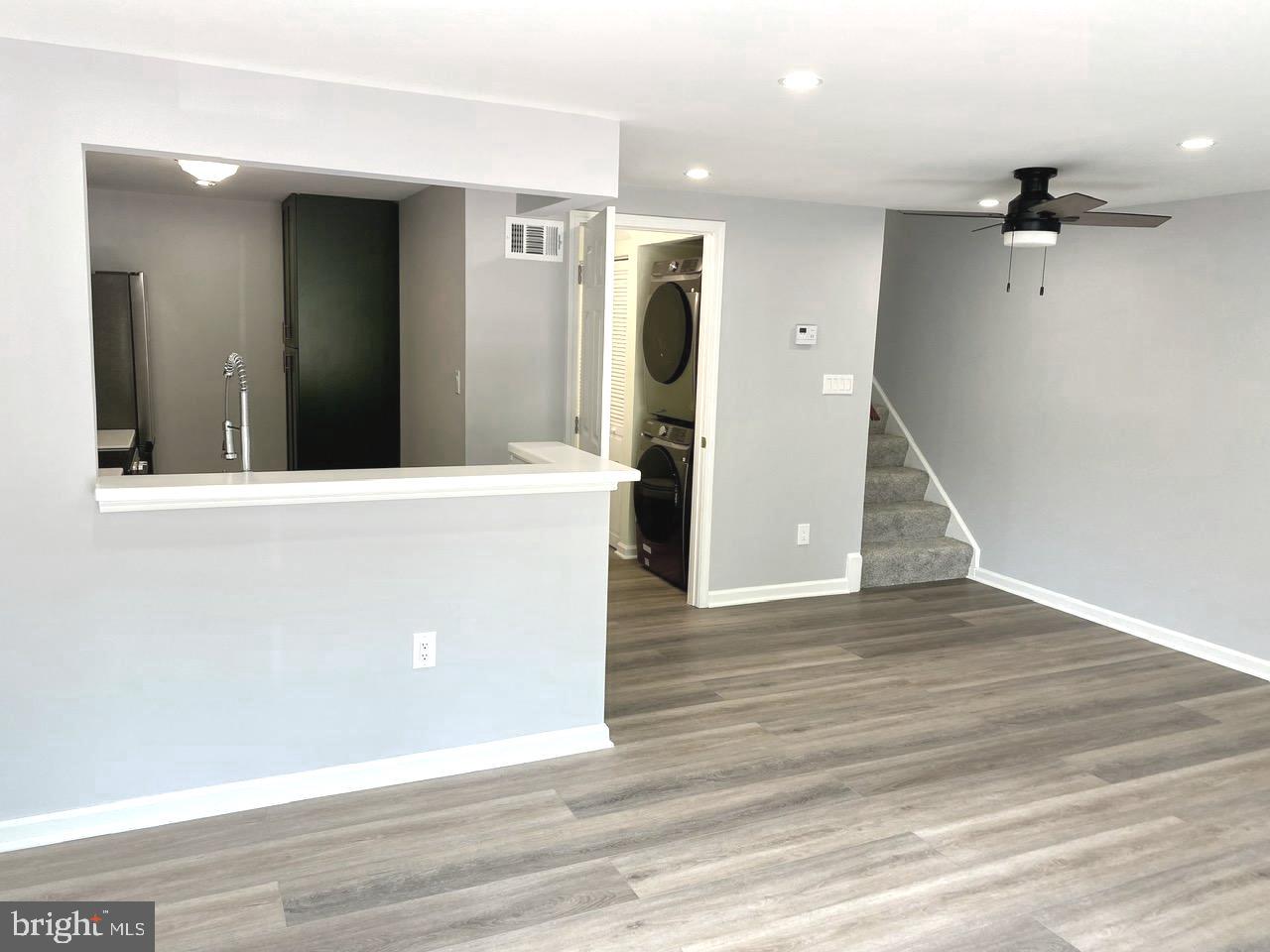 MONTGOMERY VILLAGE - Residential