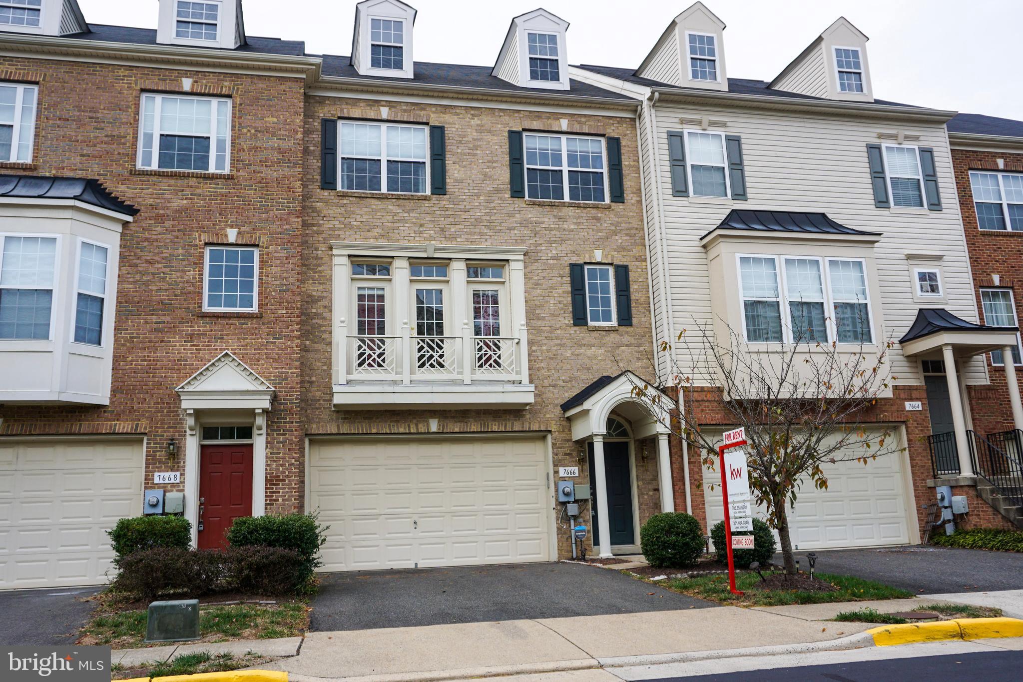 GROVE AT HUNTLEY MEADOWS - Residential Lease