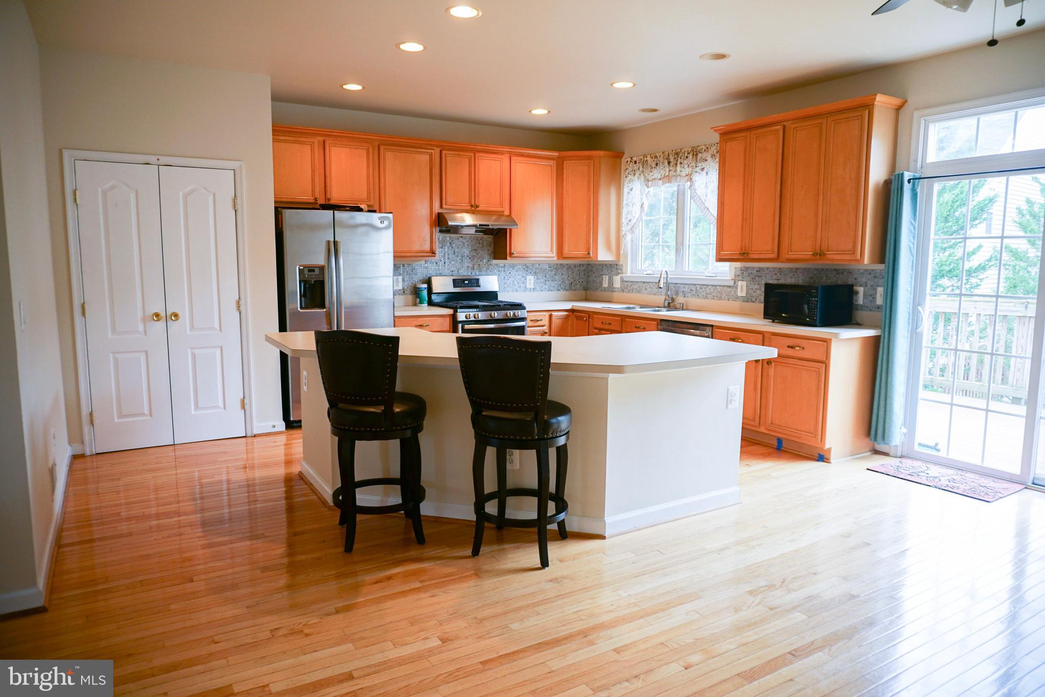 GROVE AT HUNTLEY MEADOWS - Residential Lease