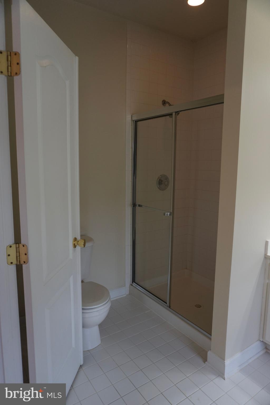 GROVE AT HUNTLEY MEADOWS - Residential Lease