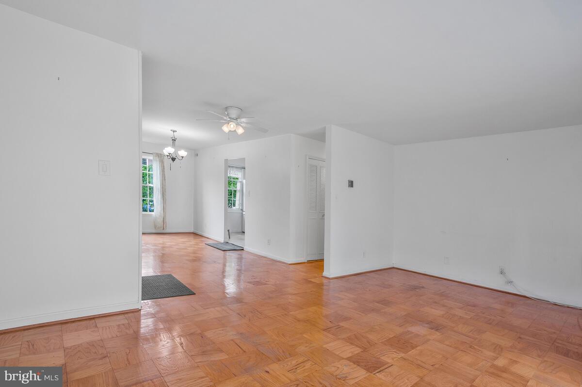 WESTCHESTER PARK - Residential