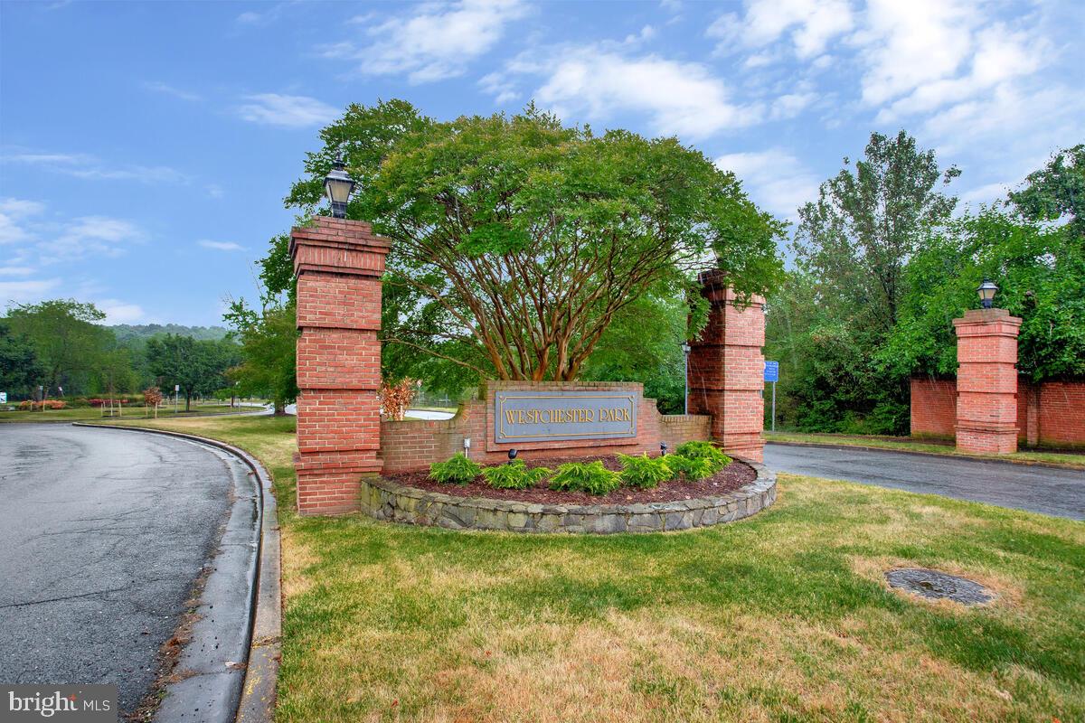 WESTCHESTER PARK - Residential