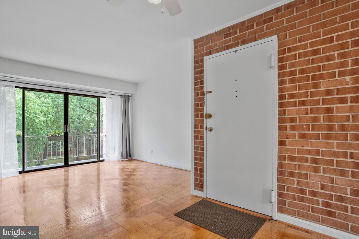 WESTCHESTER PARK - Residential