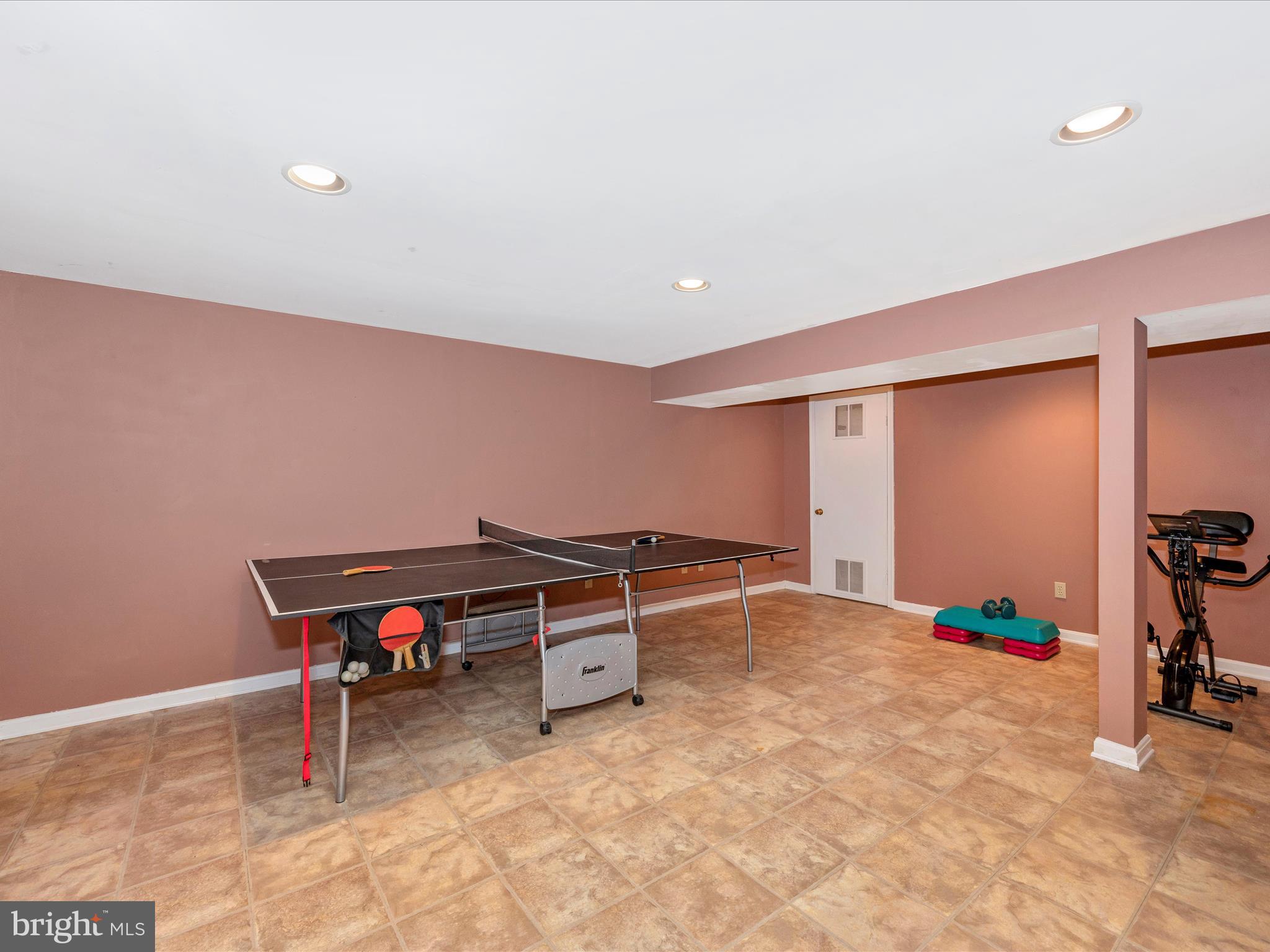 REGENT PARK - Residential