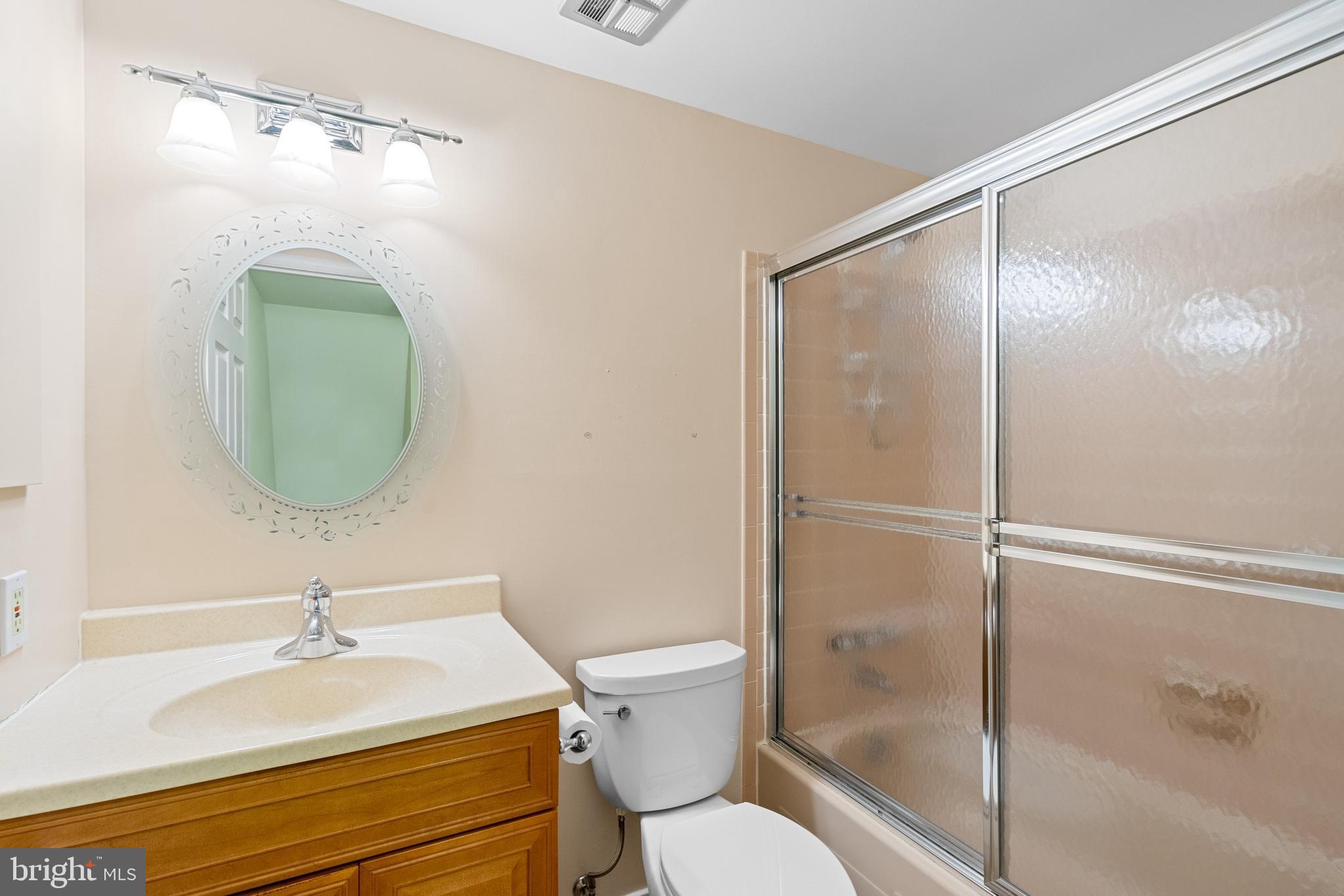 RESTON - Residential