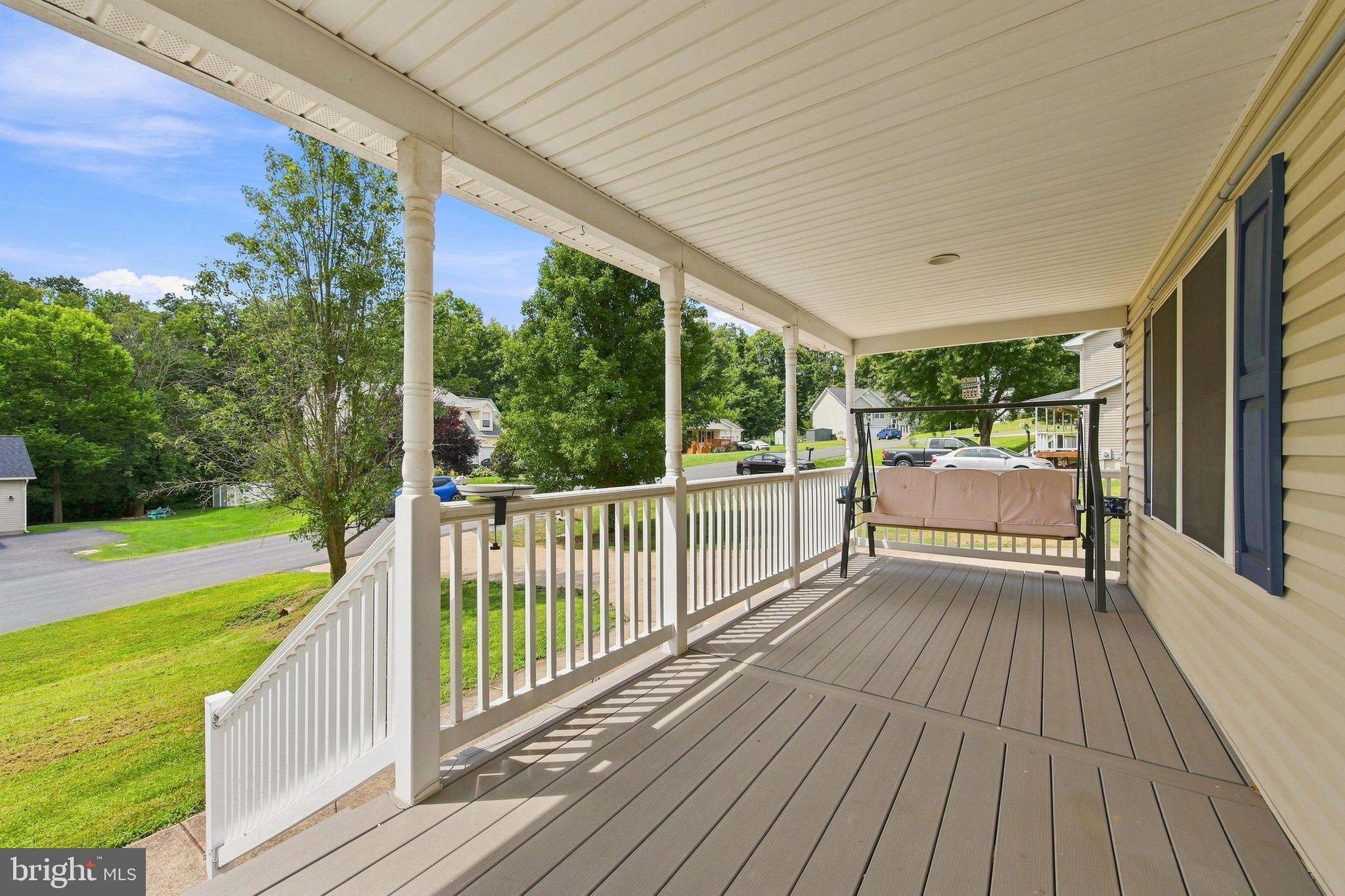 115 BAER OAK DRIVE