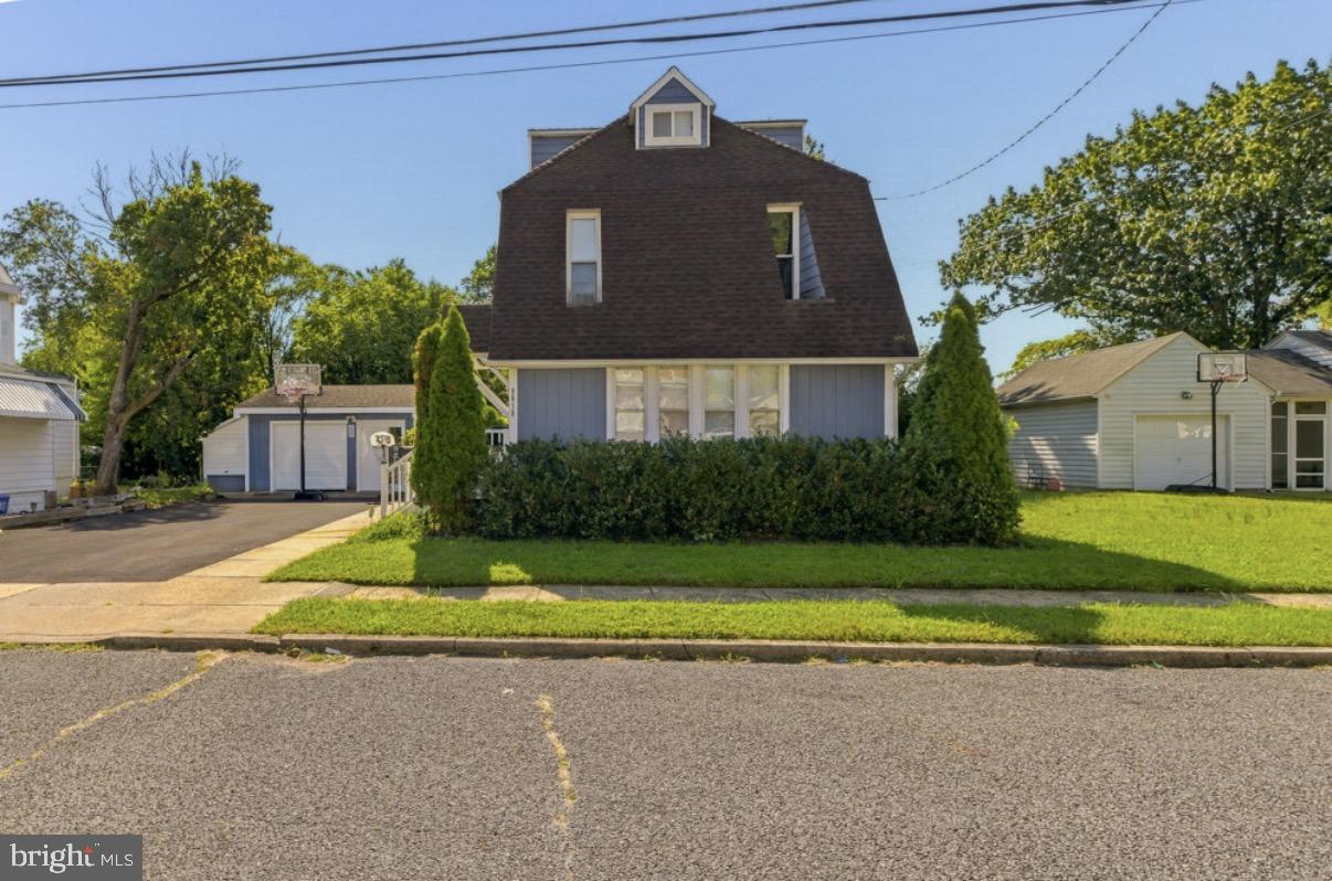 5018 JEFFERSON AVENUE