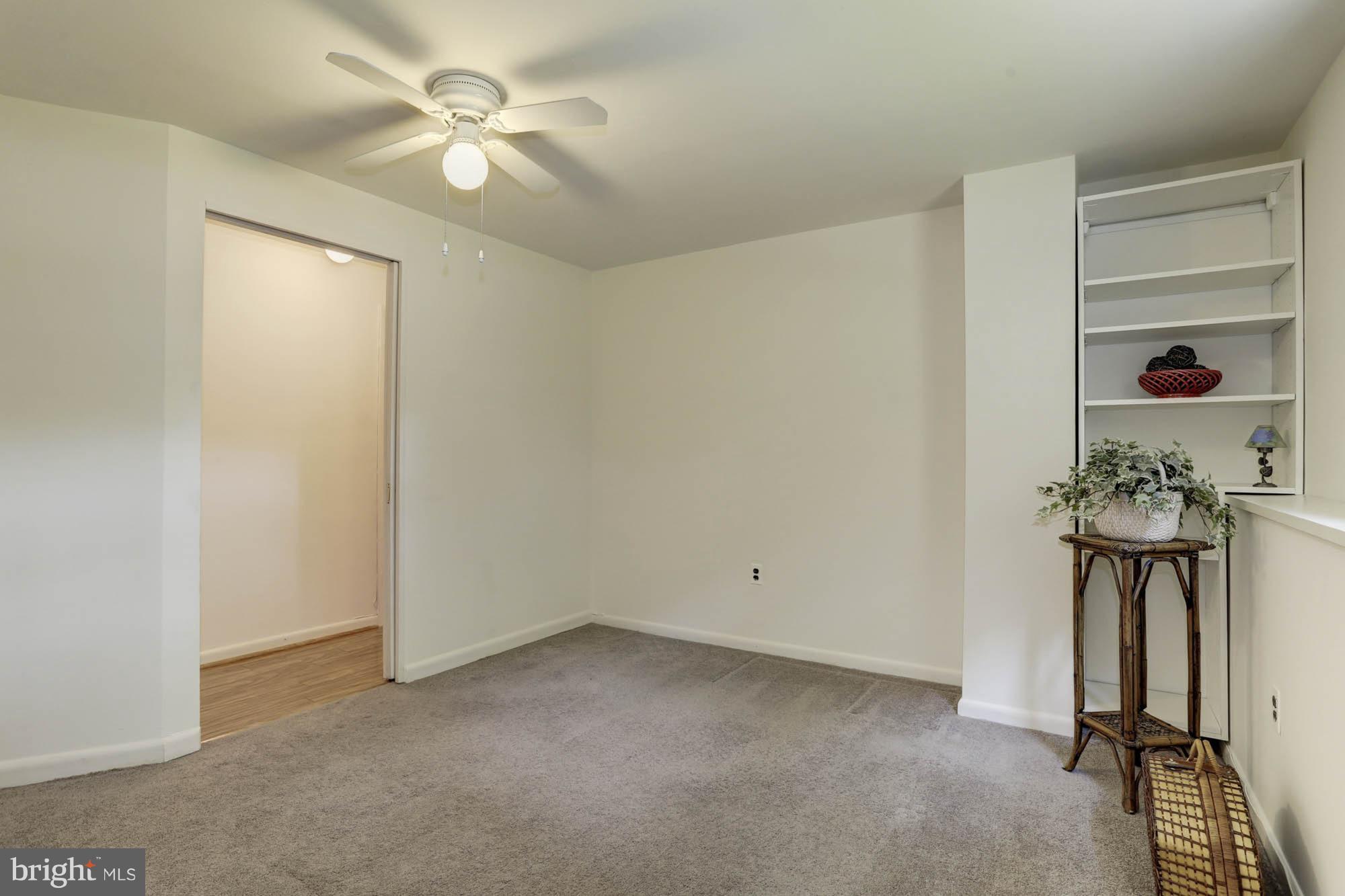 HUNTERS POINTE - Residential Lease