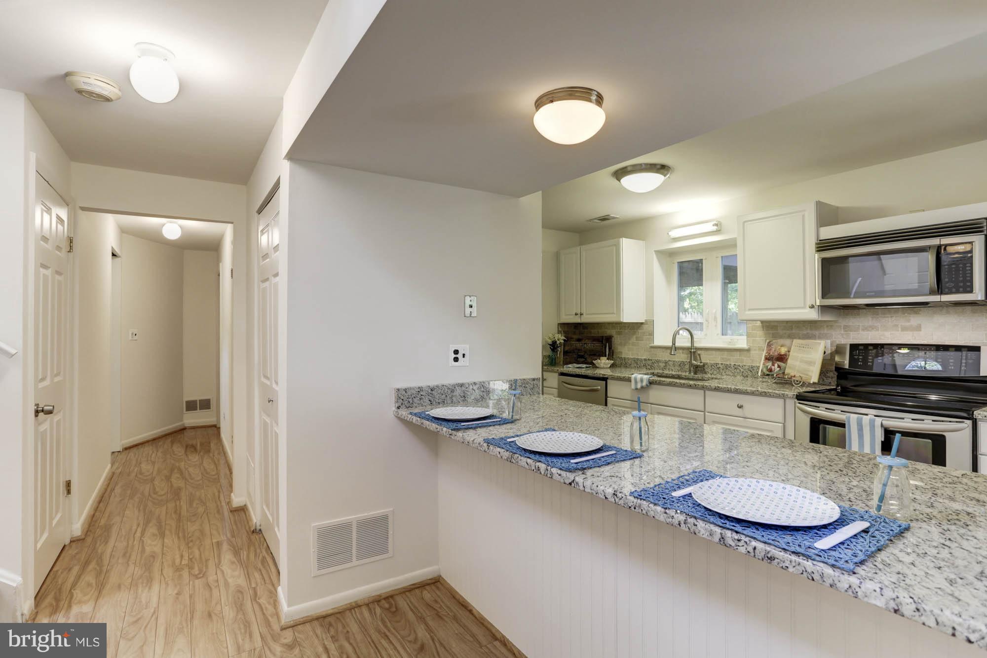 HUNTERS POINTE - Residential Lease