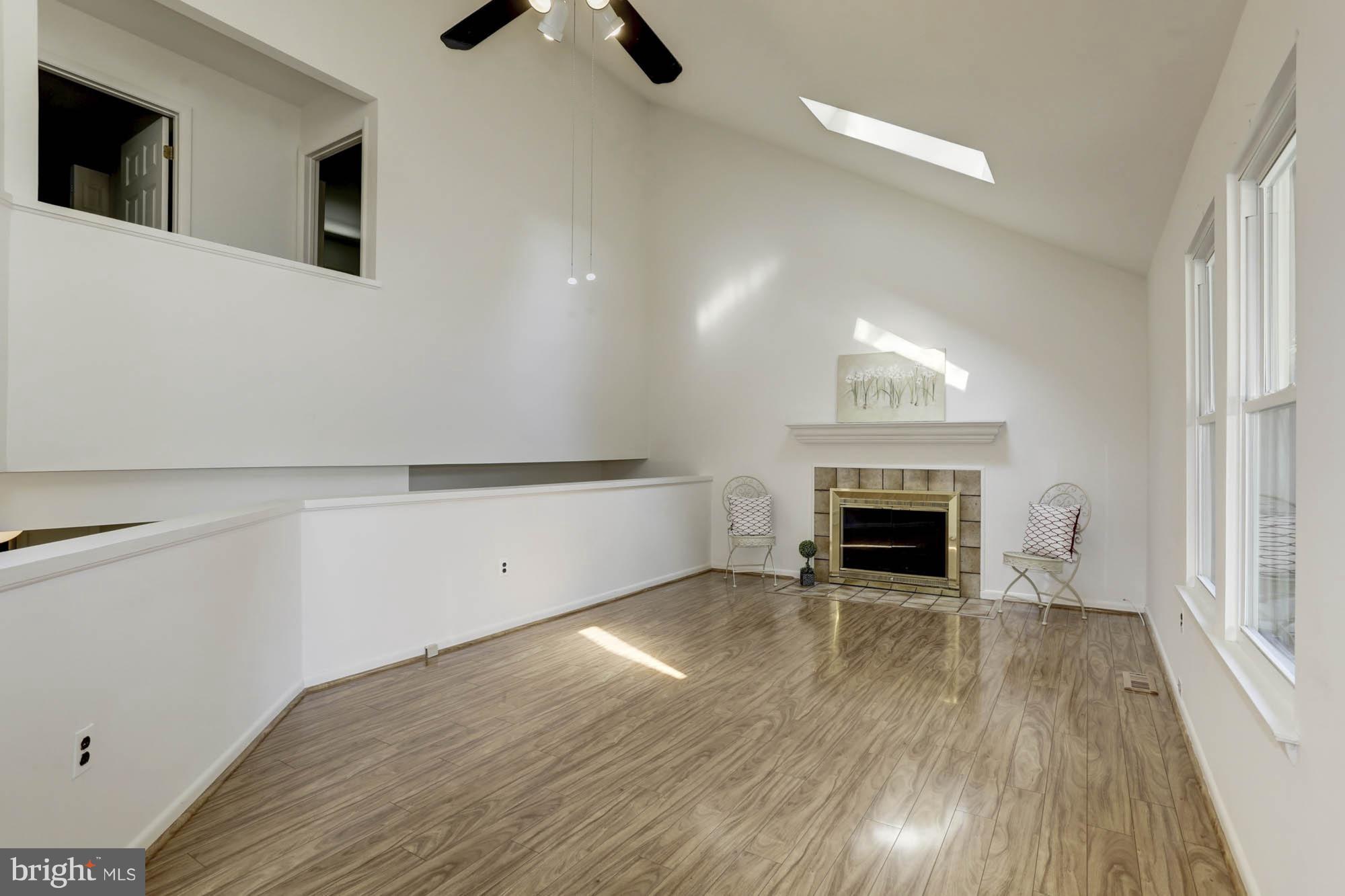 HUNTERS POINTE - Residential Lease