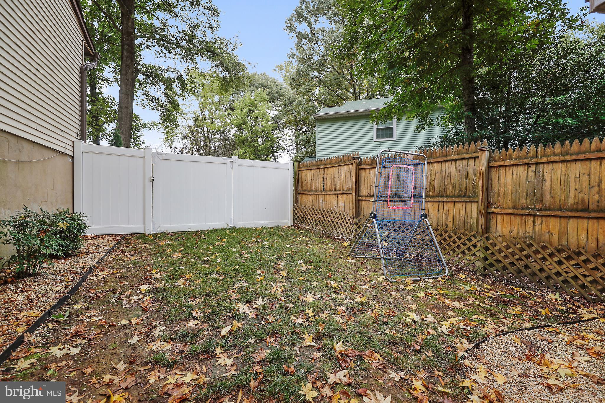 HUNTERS POINTE - Residential Lease