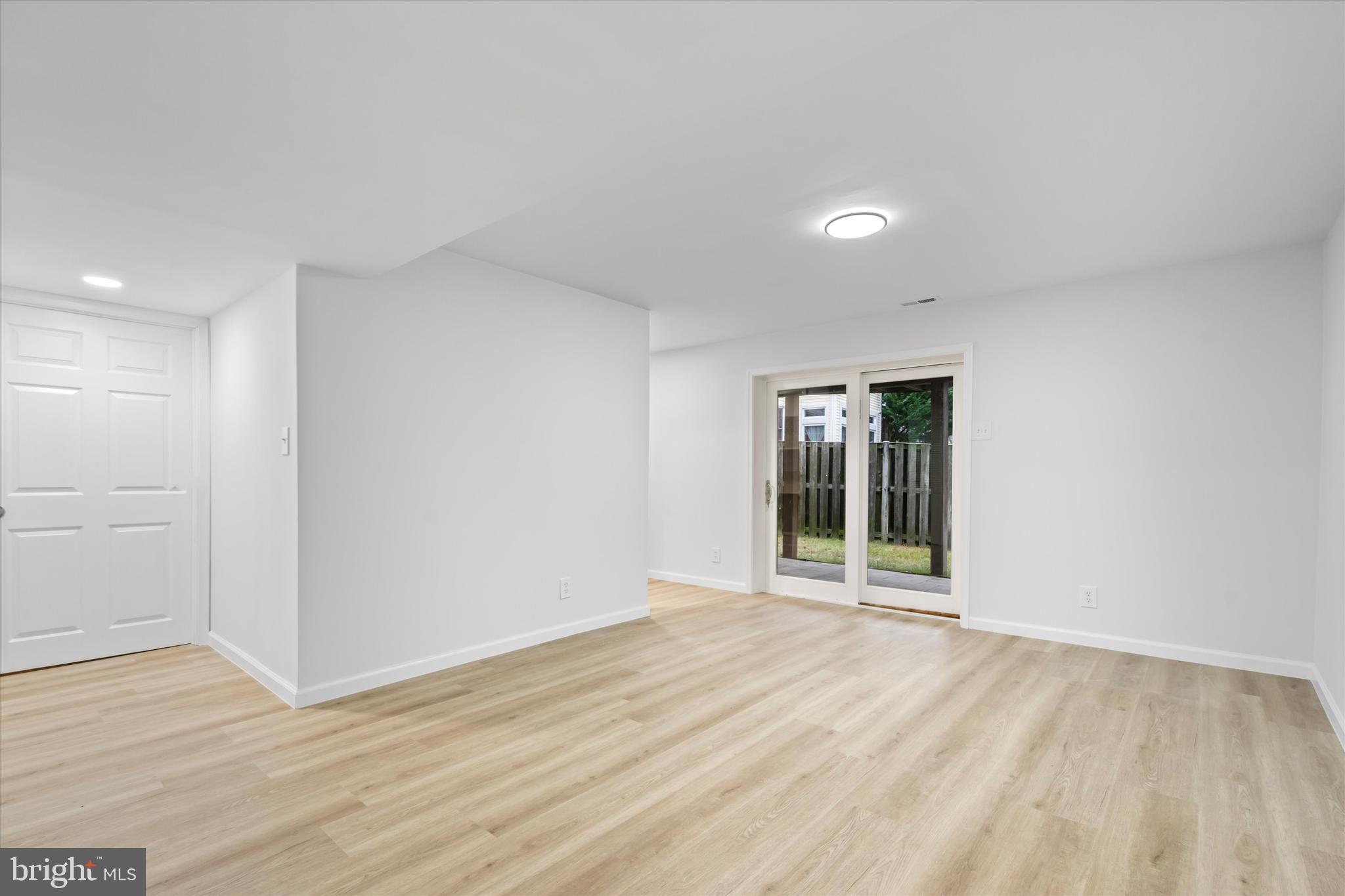 LONGMEAD - Residential