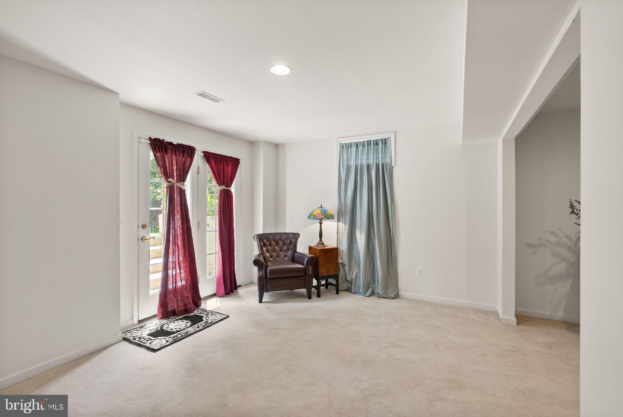 PIEDMONT - Residential