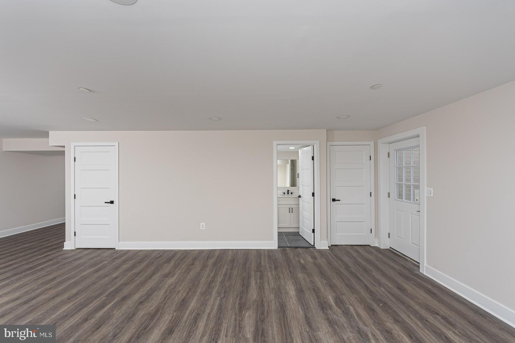 OAKLAND PARK - Residential