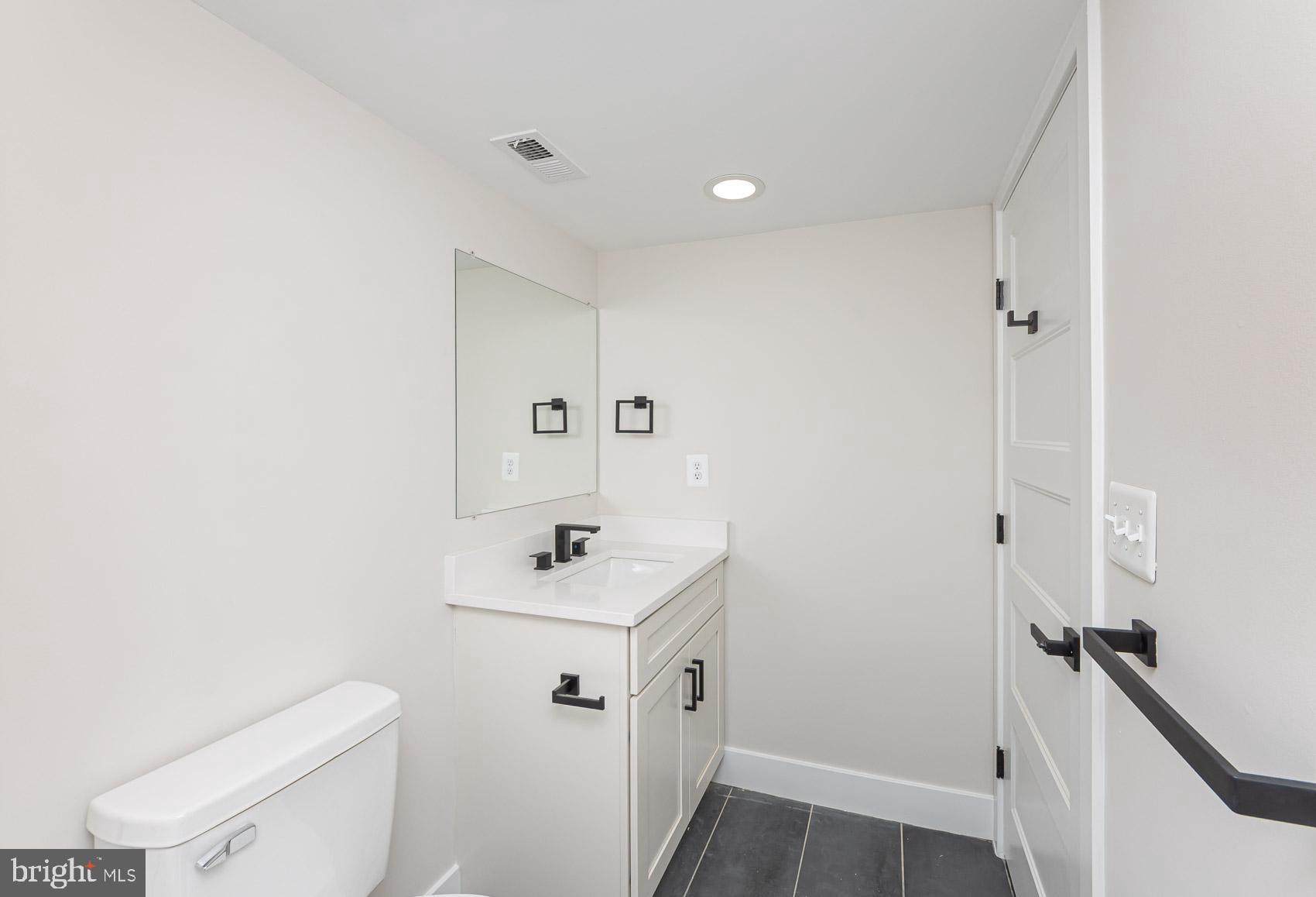 OAKLAND PARK - Residential