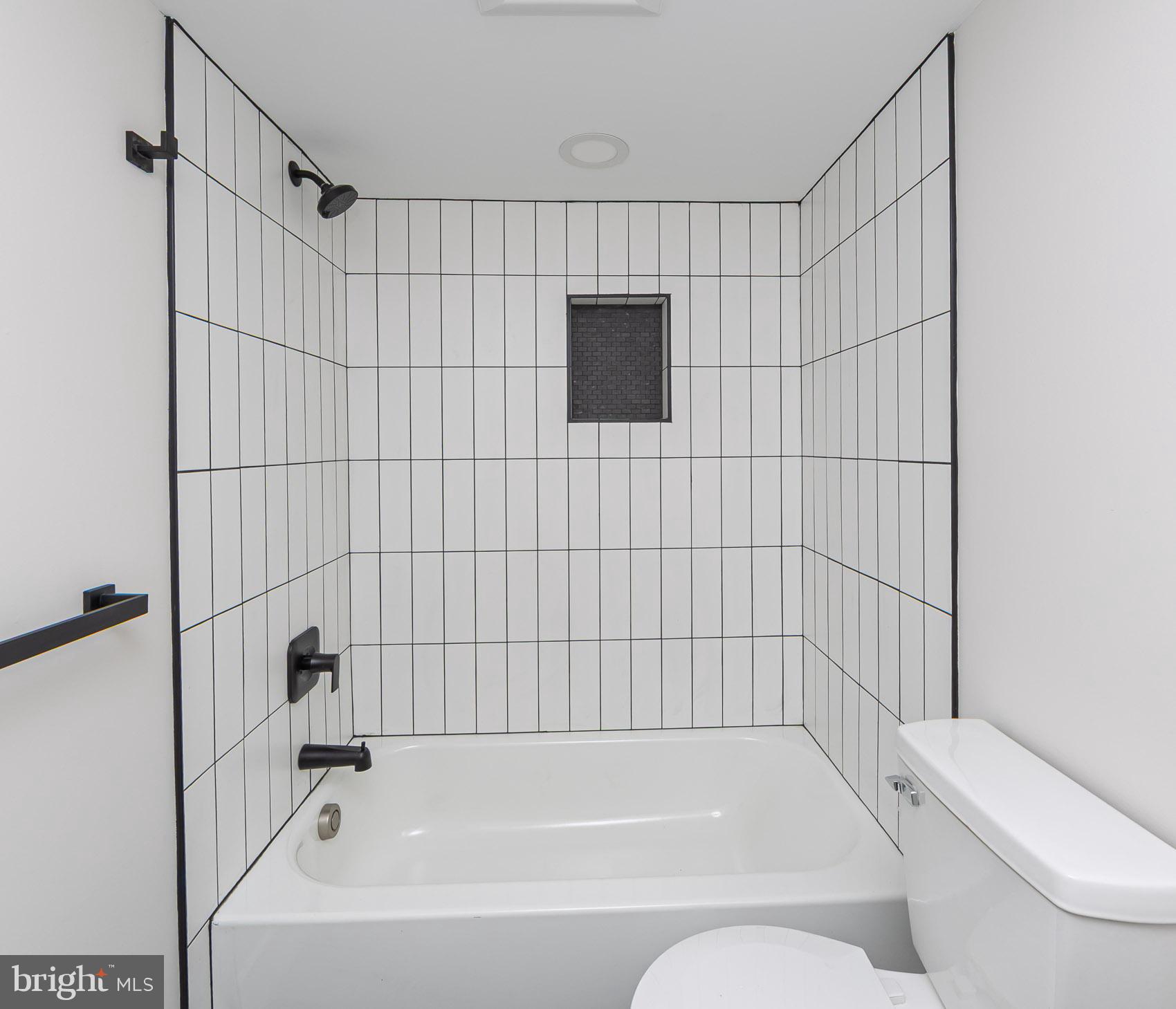 OAKLAND PARK - Residential