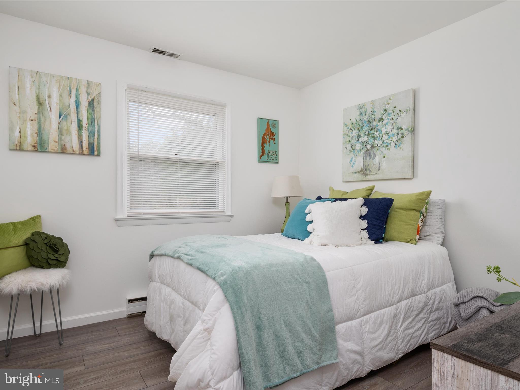 KENT ISLAND - Residential