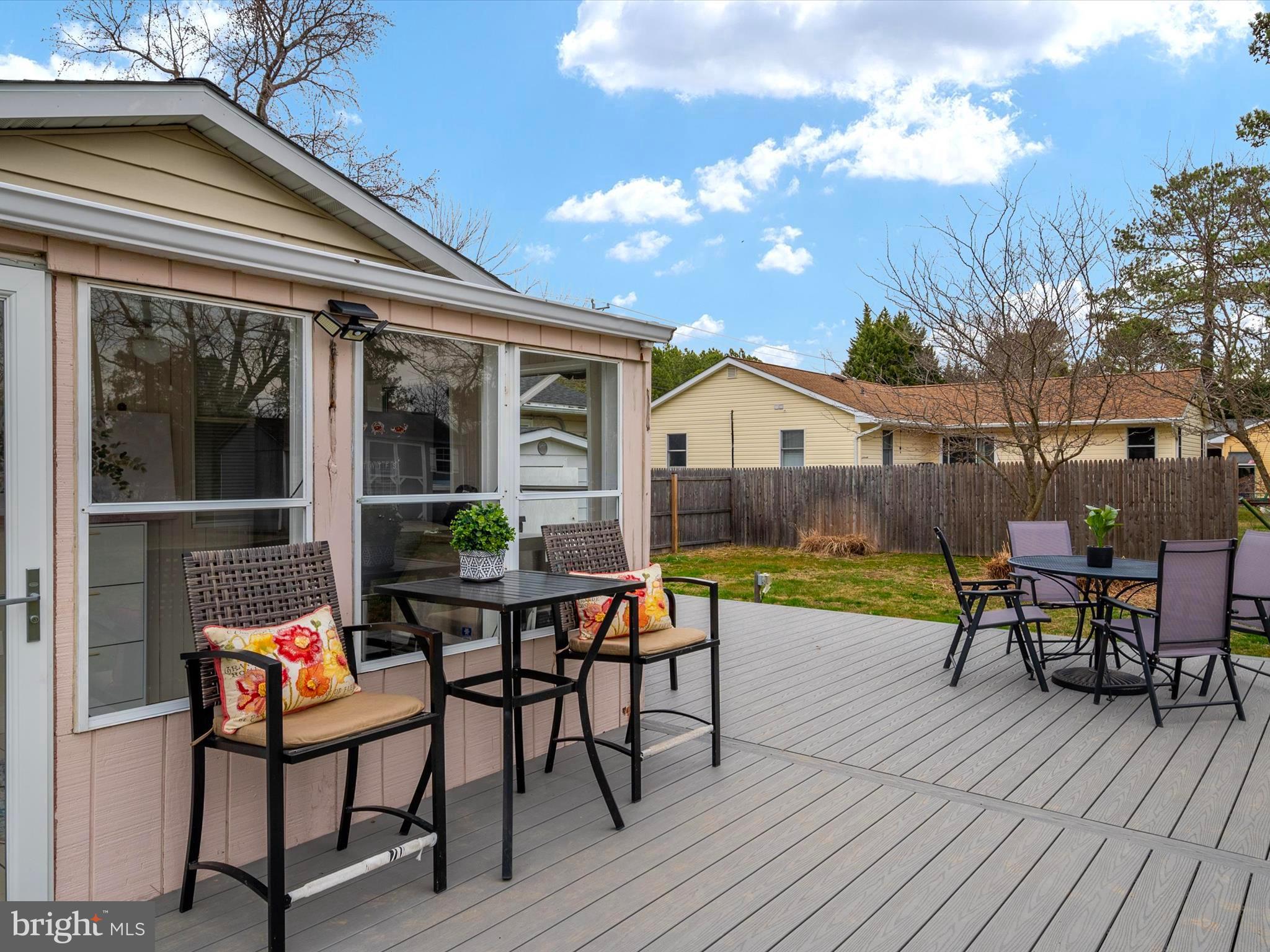 KENT ISLAND - Residential