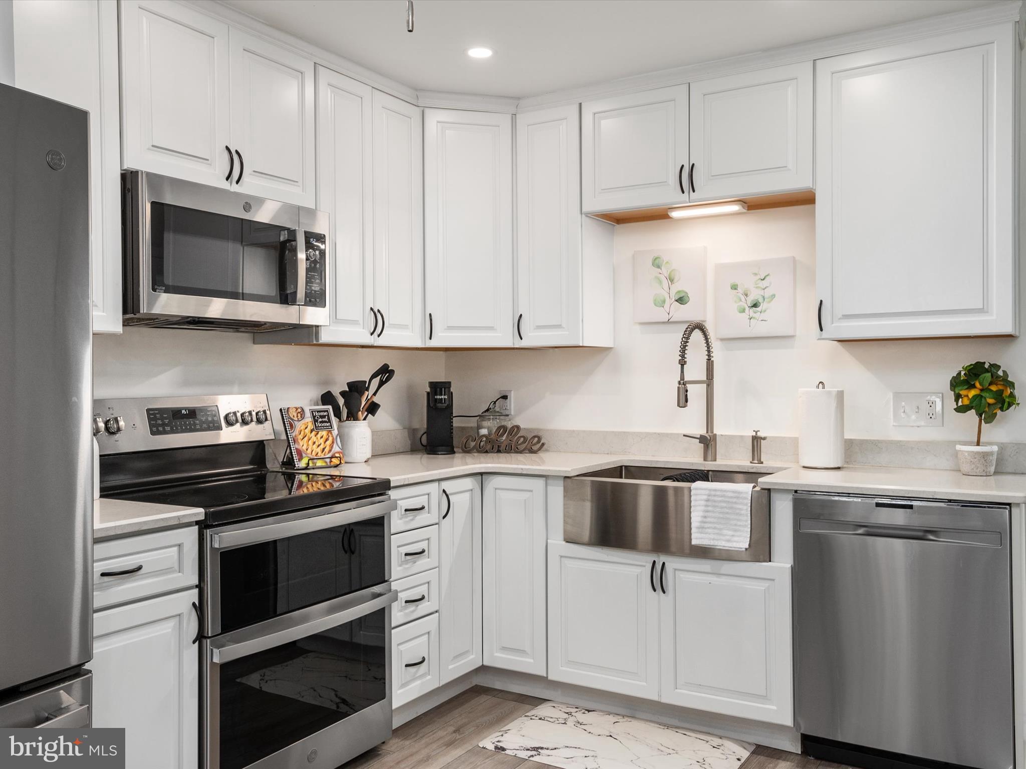 KENT ISLAND - Residential