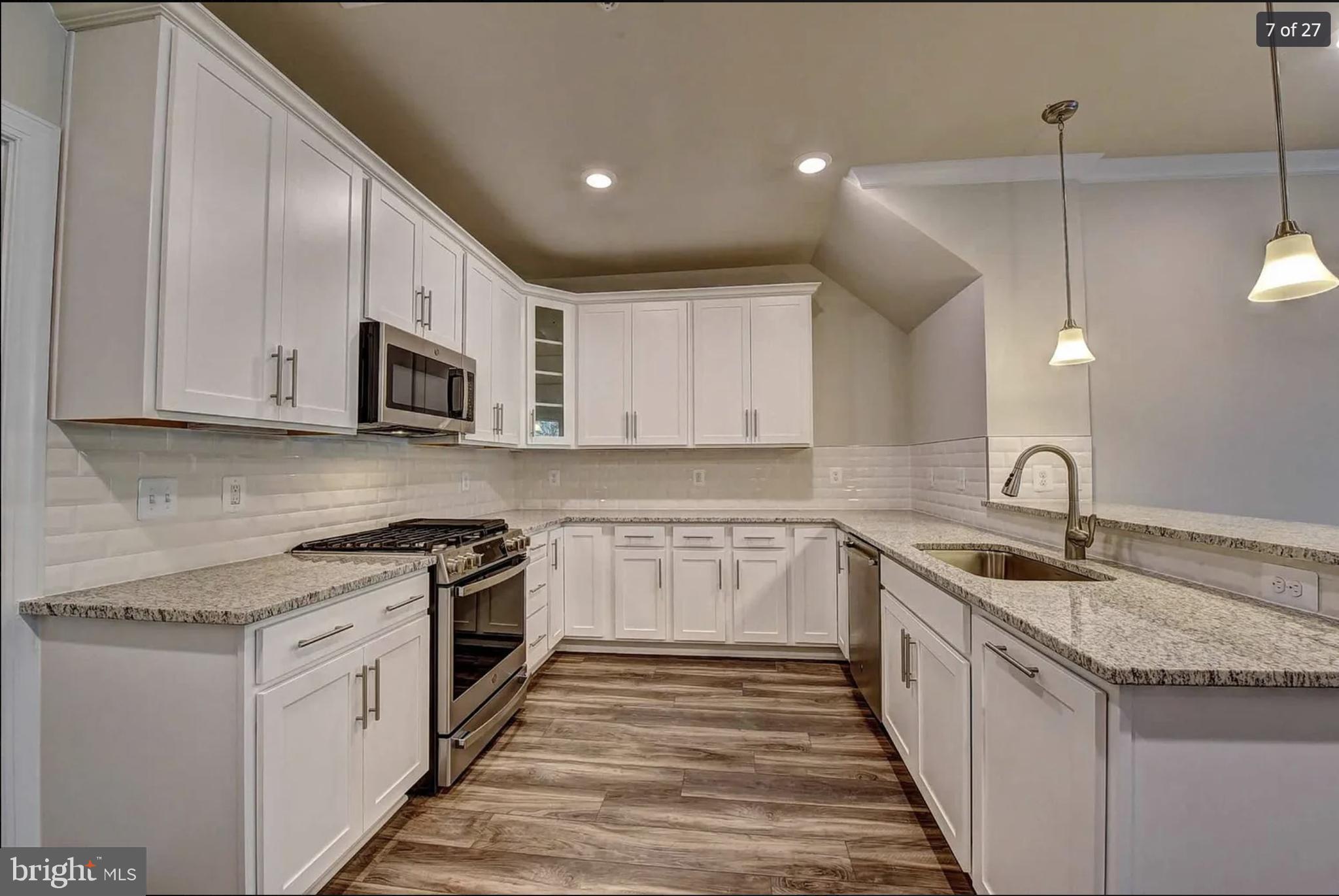 KINCORA - Residential Lease