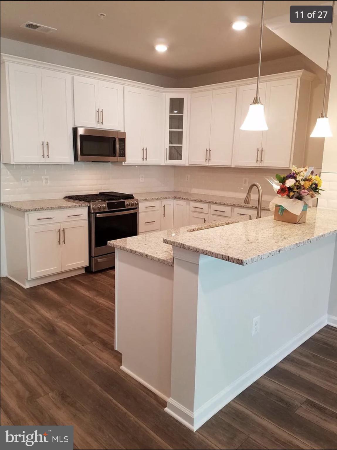 KINCORA - Residential Lease