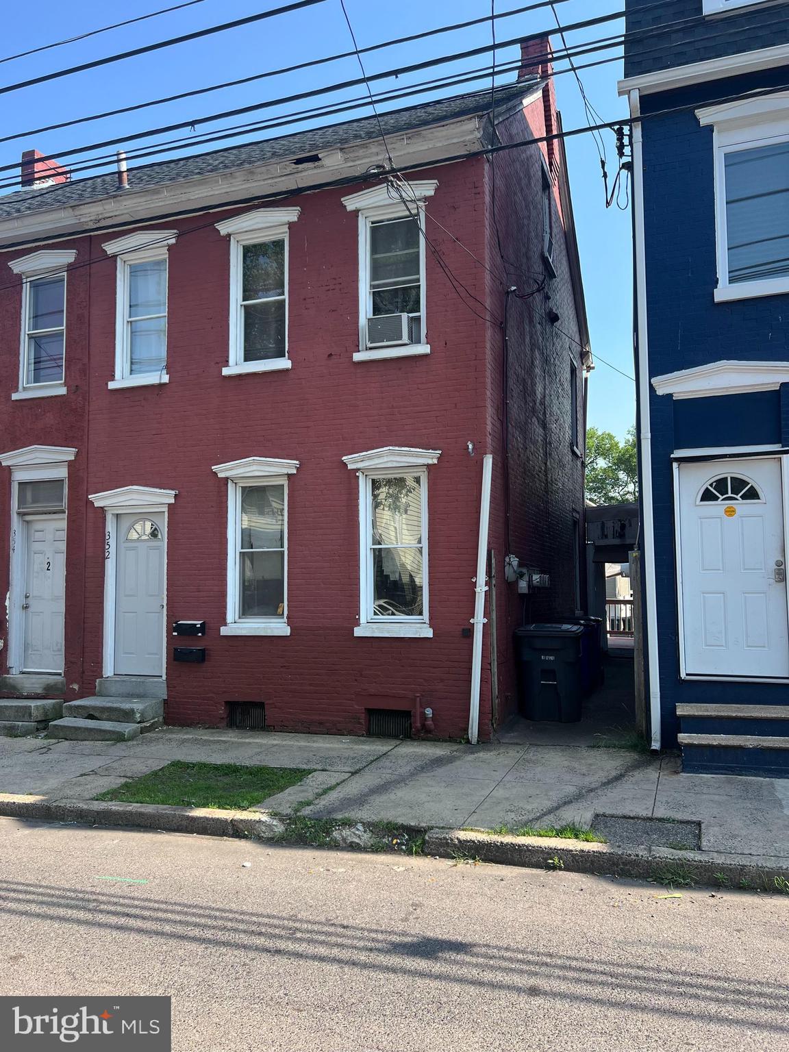A well-maintained duplex with $2,100/month in potential rental income. This solid property features two spacious units with stable tenants and excellent cash flow potential. The first-floor unit has been recently renovated - perfect for attracting quality tenants or owner-occupancy. The second-floor unit is in good condition and currently occupied, ensuring immediate income from day one.
Close to transit, shopping, and local amenities, this property is ideal for investors looking for a reliable income stream or a live-in landlord seeking to offset mortgage costs. Don't miss this chance to own a low-maintenance, income-producing property with room for long-term appreciation.
