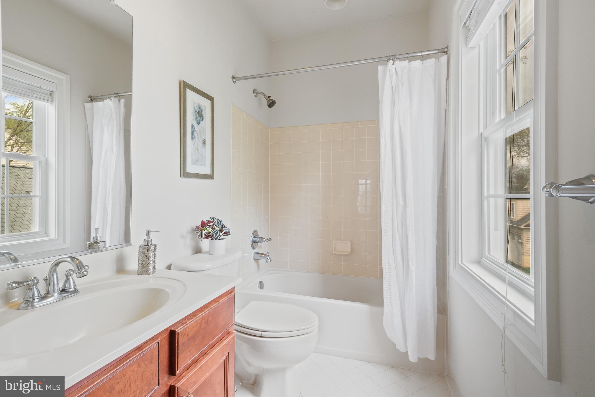 AUBURN VILLAGE AT SANDY SPRING - Residential