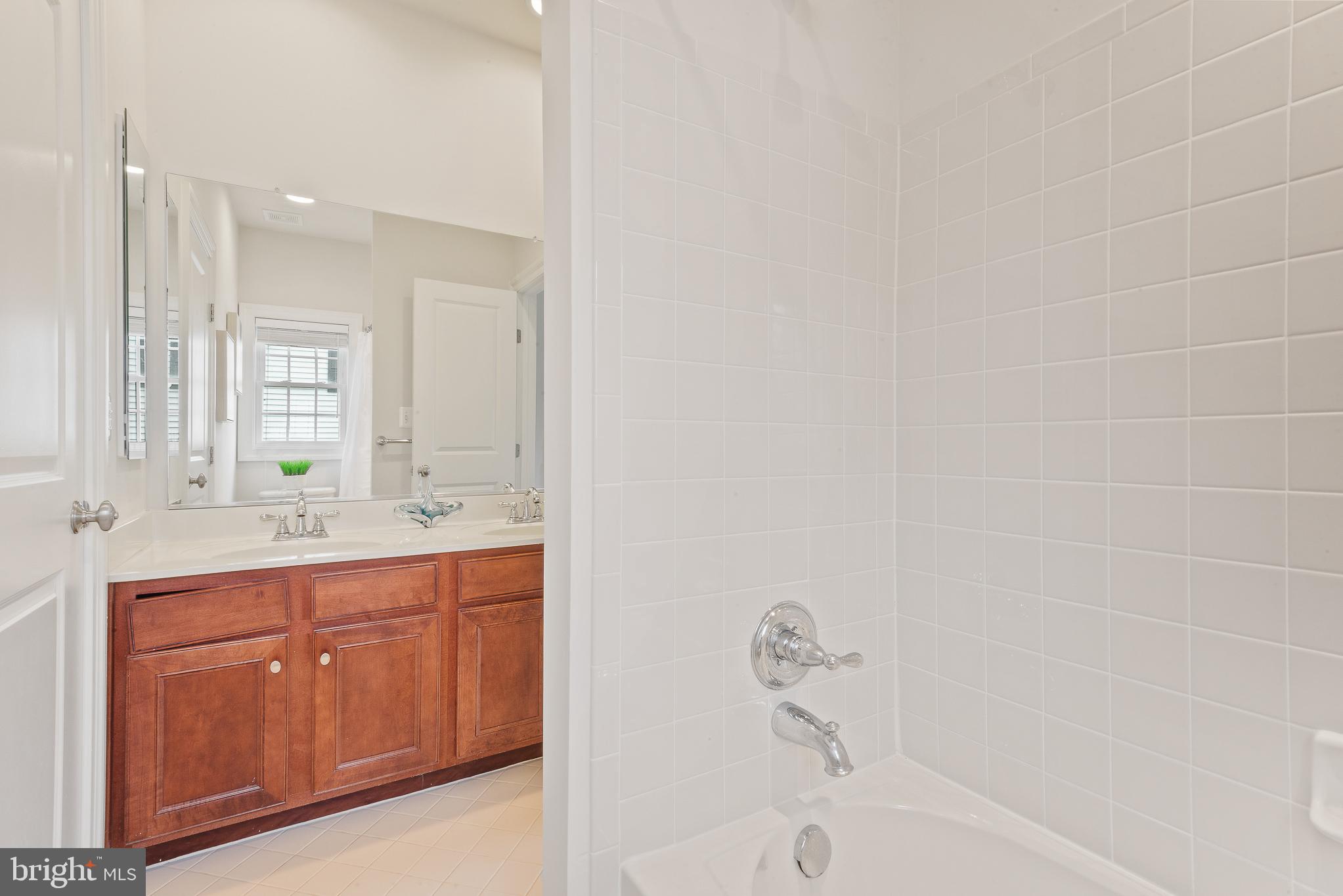 AUBURN VILLAGE AT SANDY SPRING - Residential