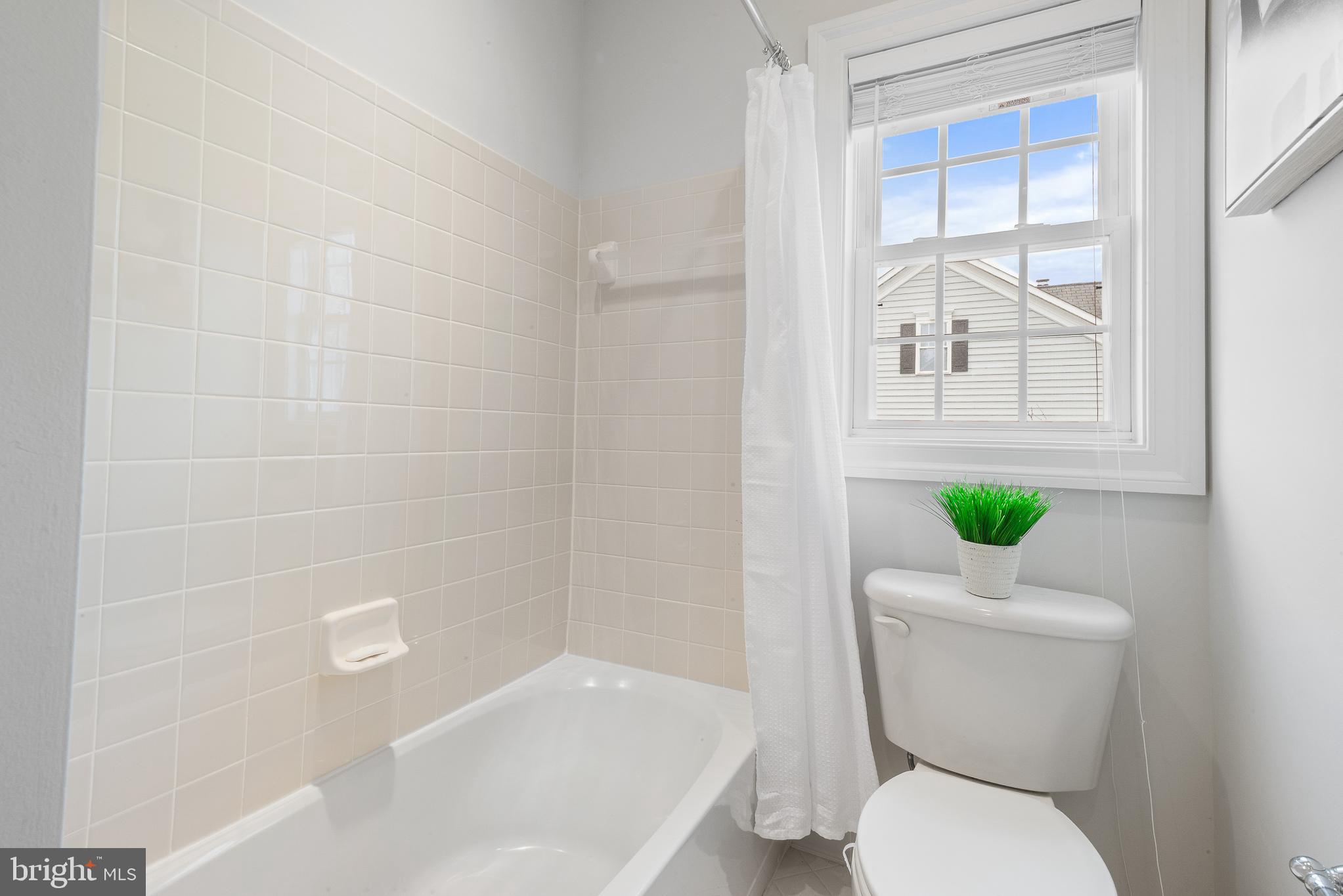 AUBURN VILLAGE AT SANDY SPRING - Residential