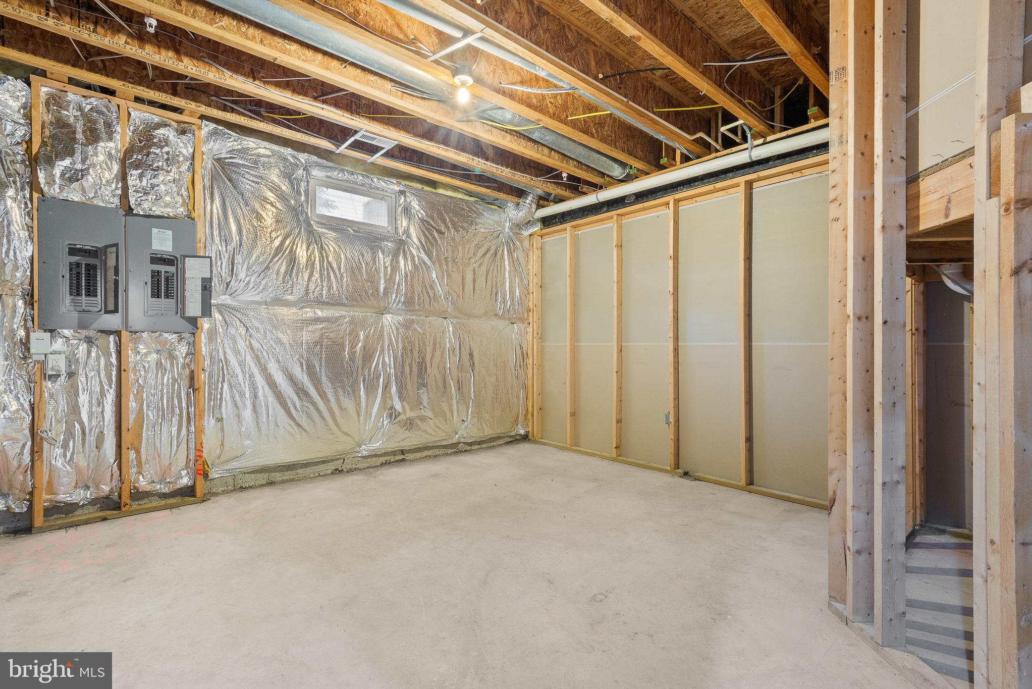 AUBURN VILLAGE AT SANDY SPRING - Residential