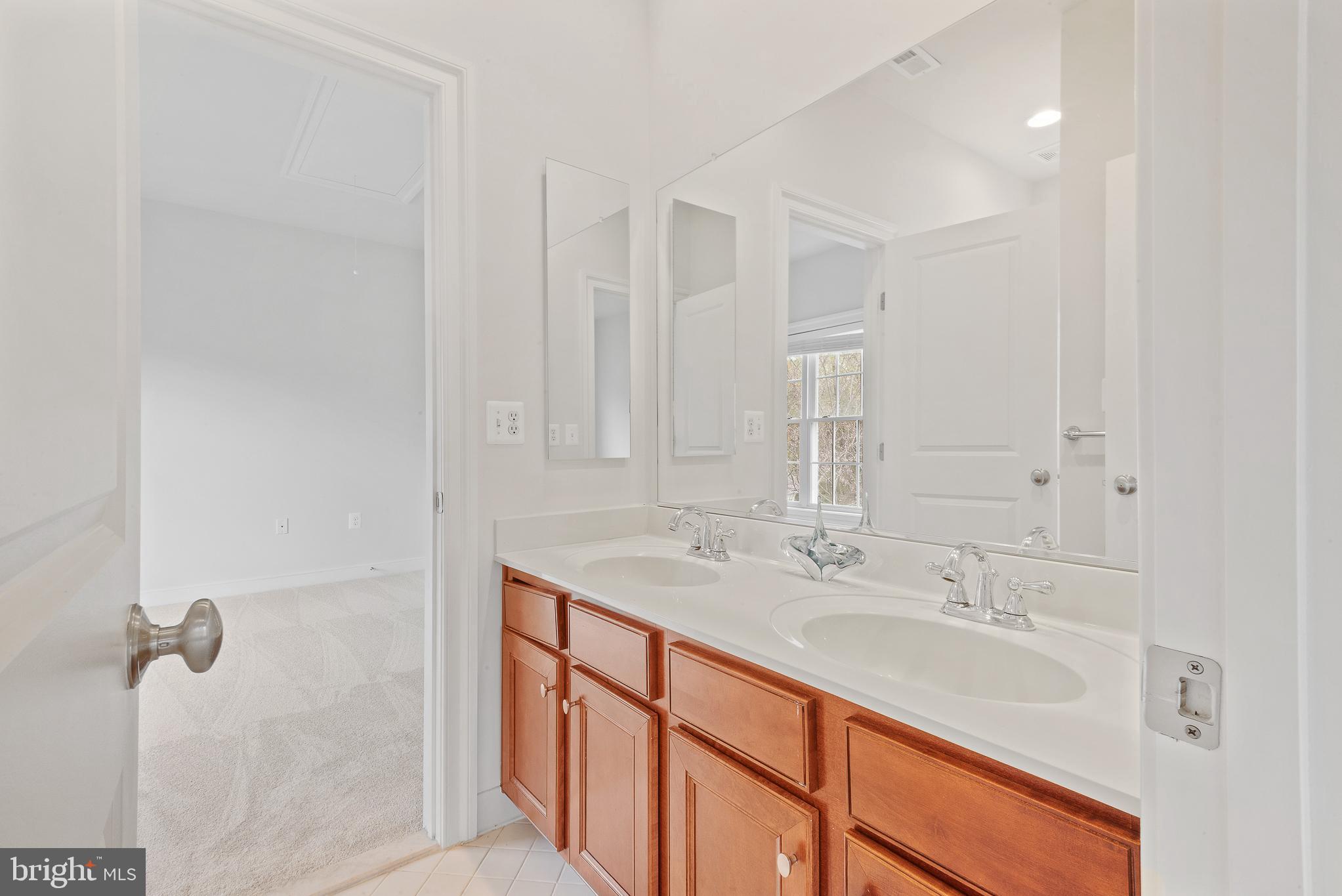 AUBURN VILLAGE AT SANDY SPRING - Residential