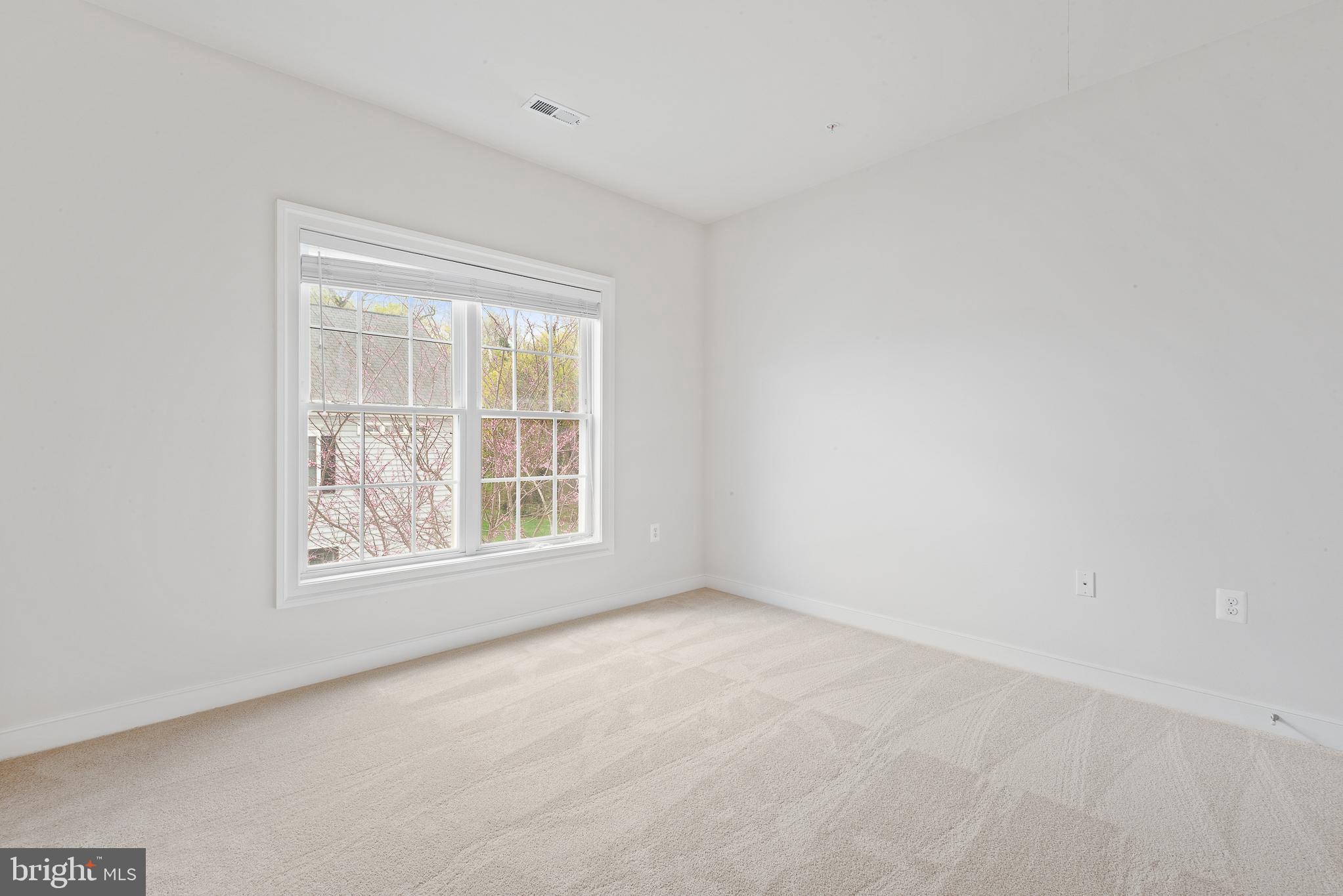 AUBURN VILLAGE AT SANDY SPRING - Residential