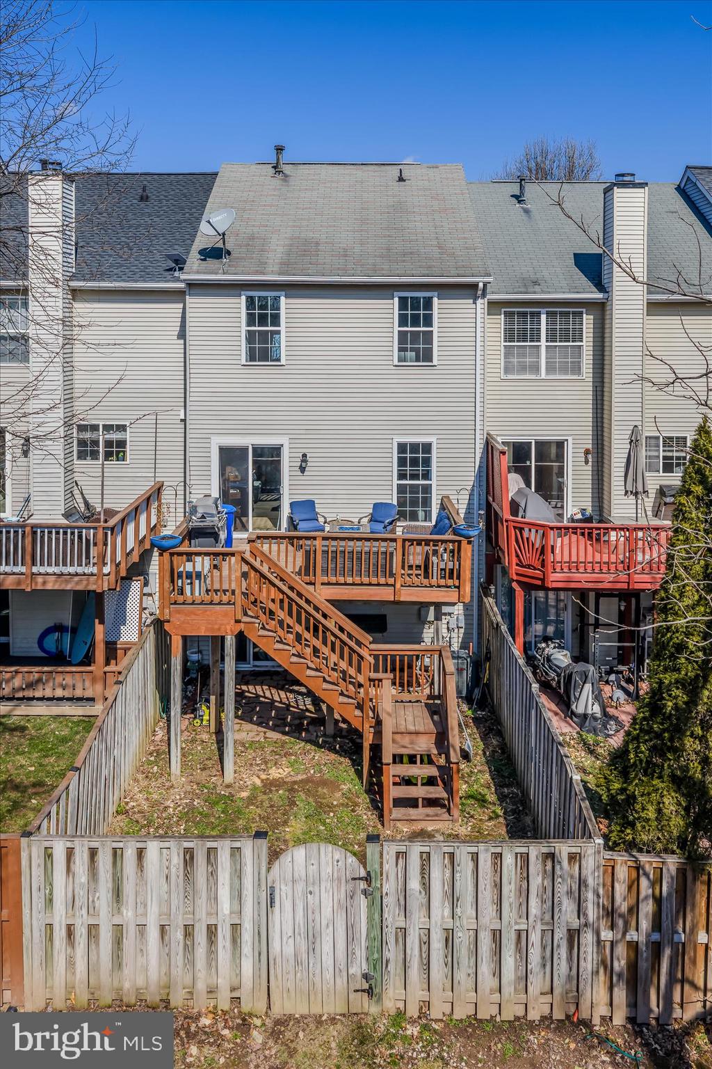 ASHBURN FARM - Residential