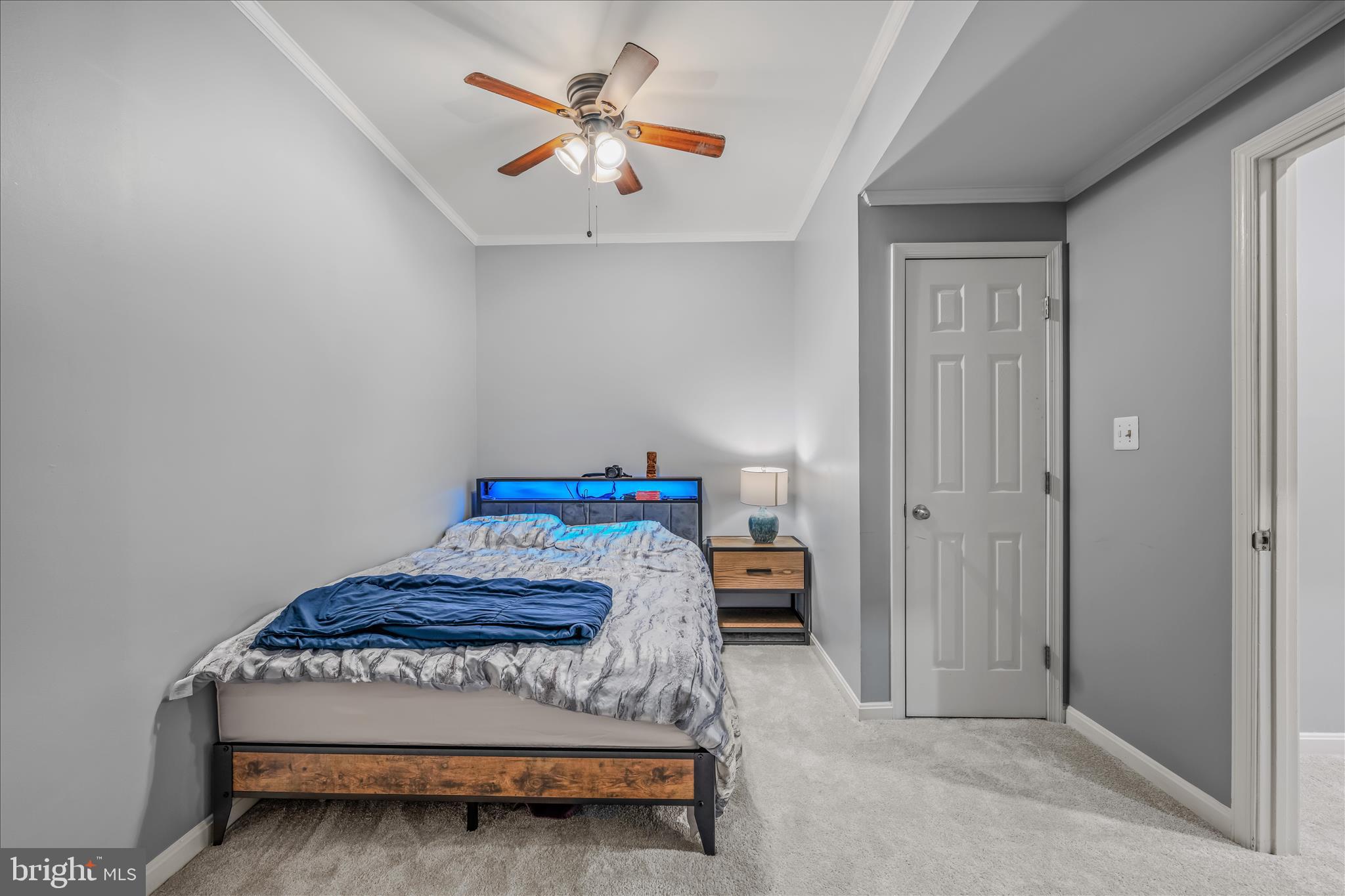 ASHBURN FARM - Residential