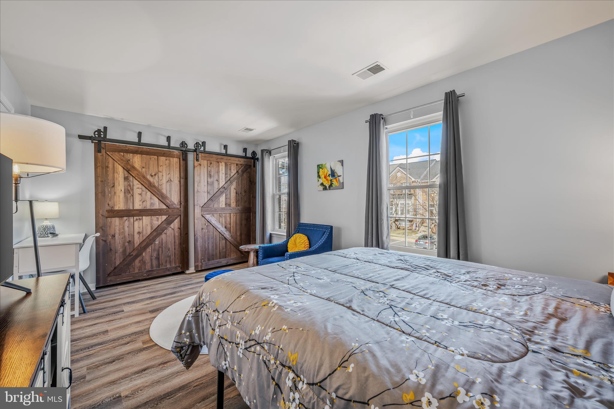 ASHBURN FARM - Residential