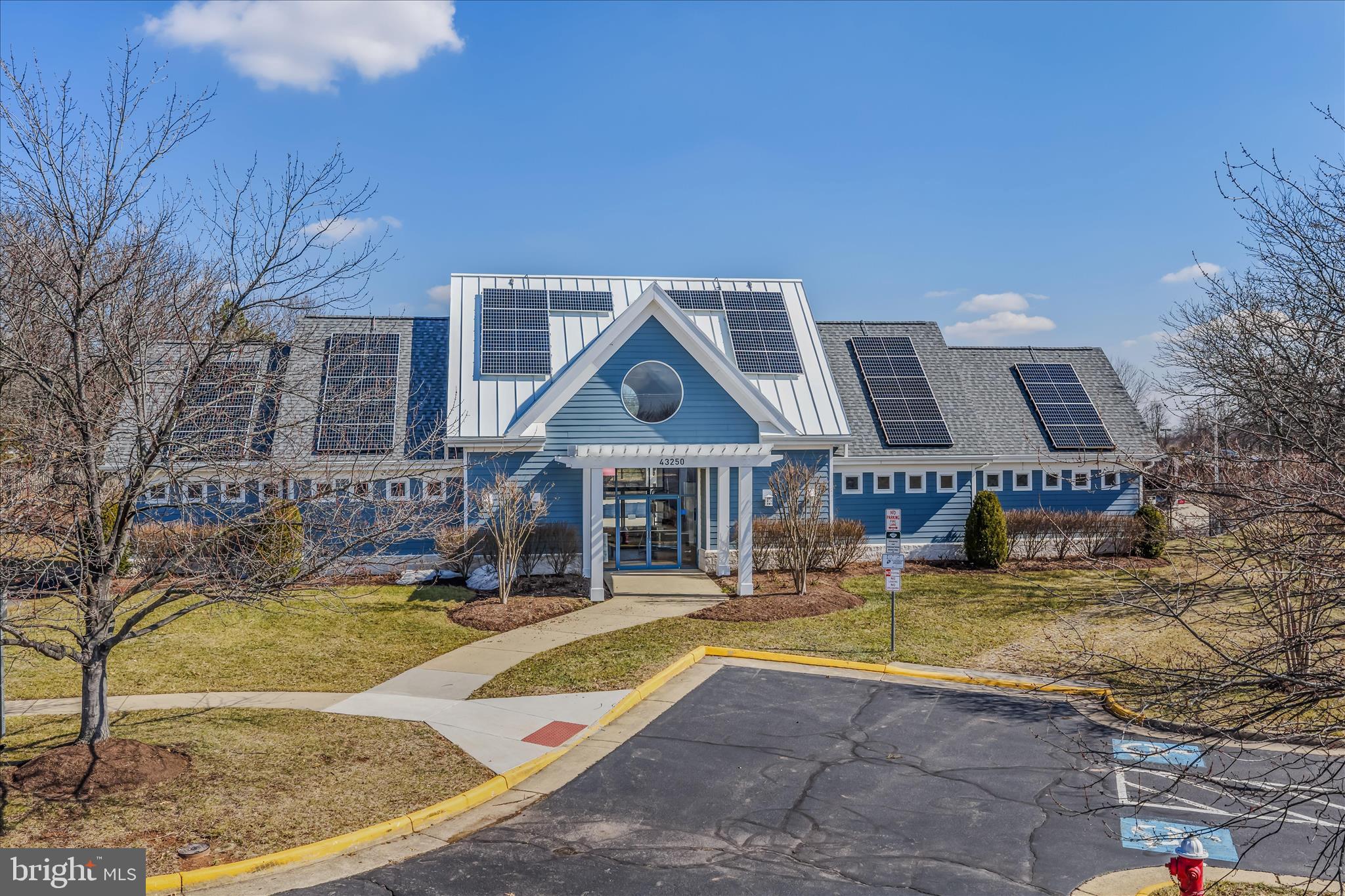 ASHBURN FARM - Residential