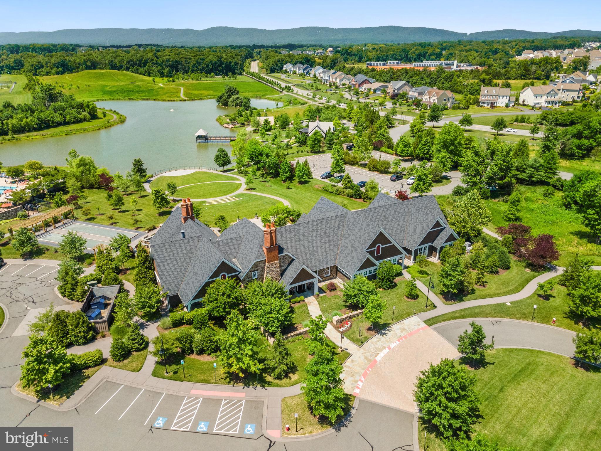 GROVE AT WILLOWSFORD - Residential