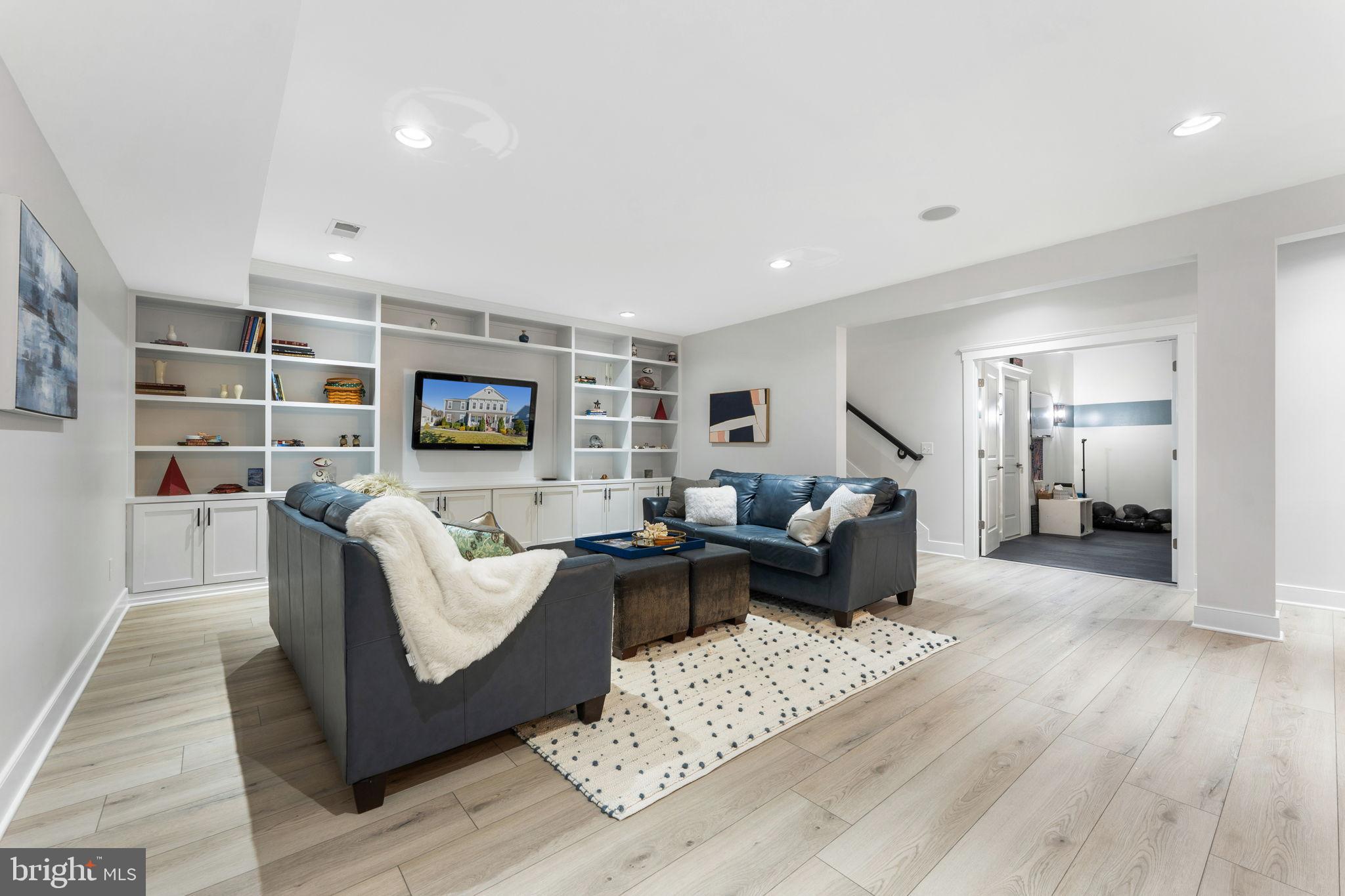 GROVE AT WILLOWSFORD - Residential