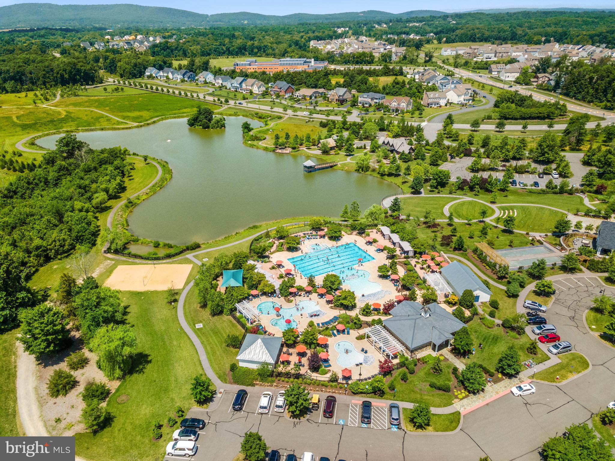 GROVE AT WILLOWSFORD - Residential