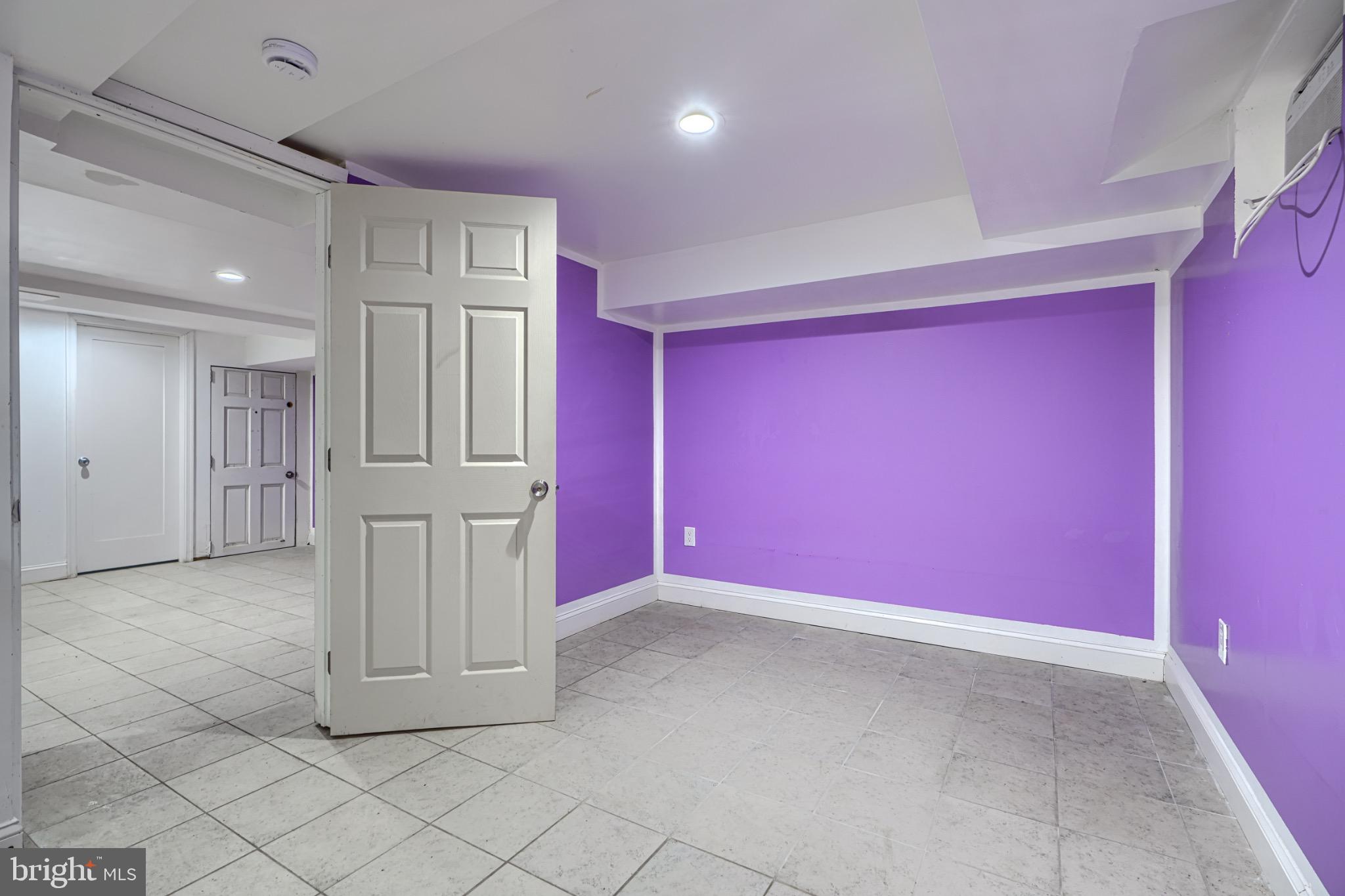 GREEKTOWN - Residential