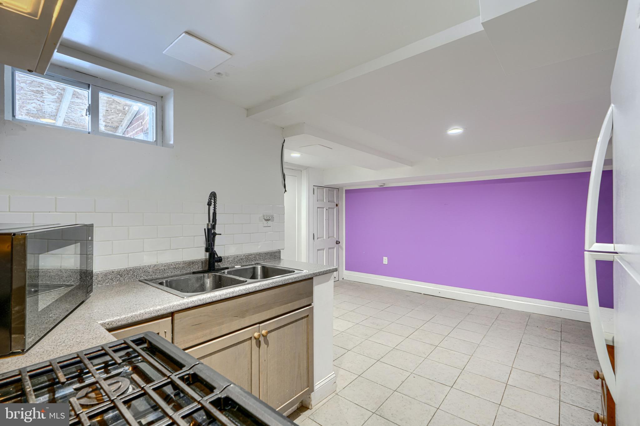 GREEKTOWN - Residential