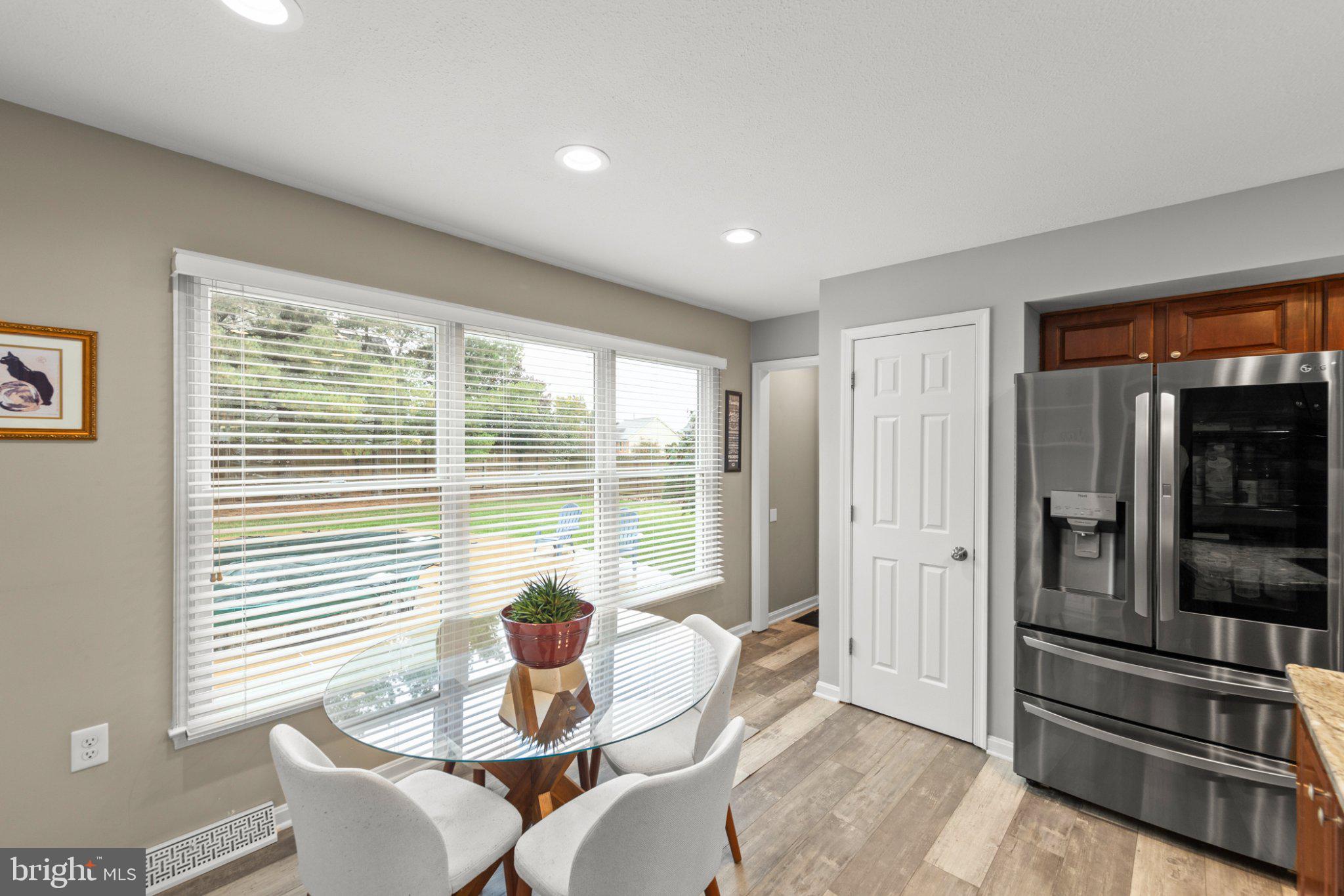 205 CRESTLEIGH DRIVE
