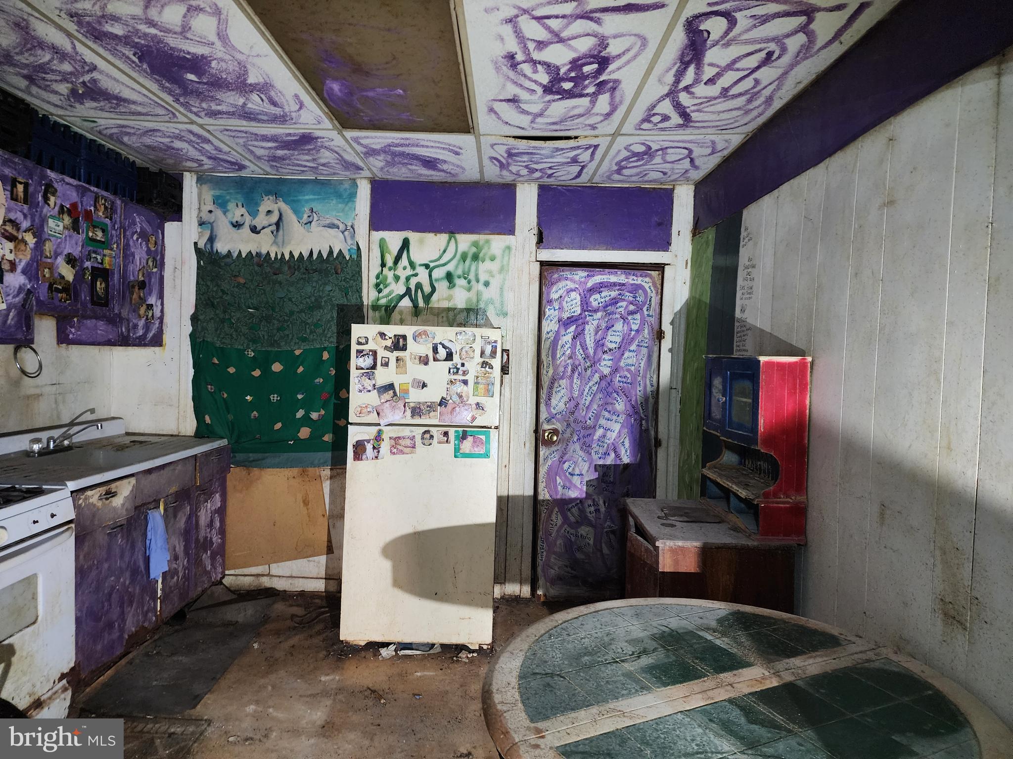 MILL HILL - Residential