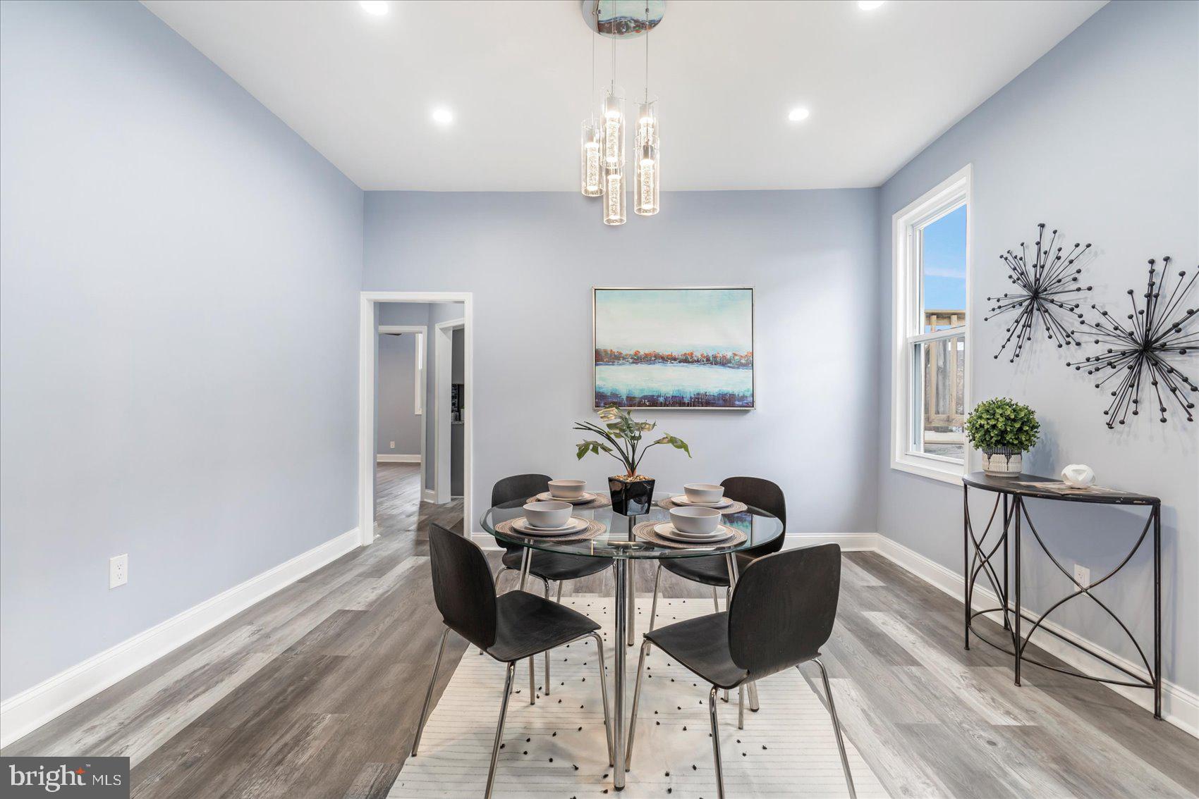 GARWYN OAKS - Residential