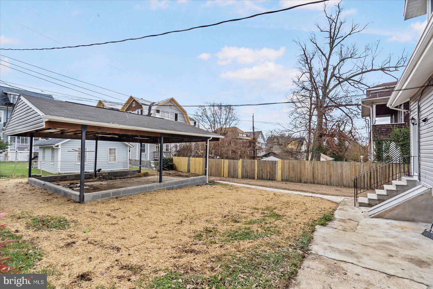 GARWYN OAKS - Residential