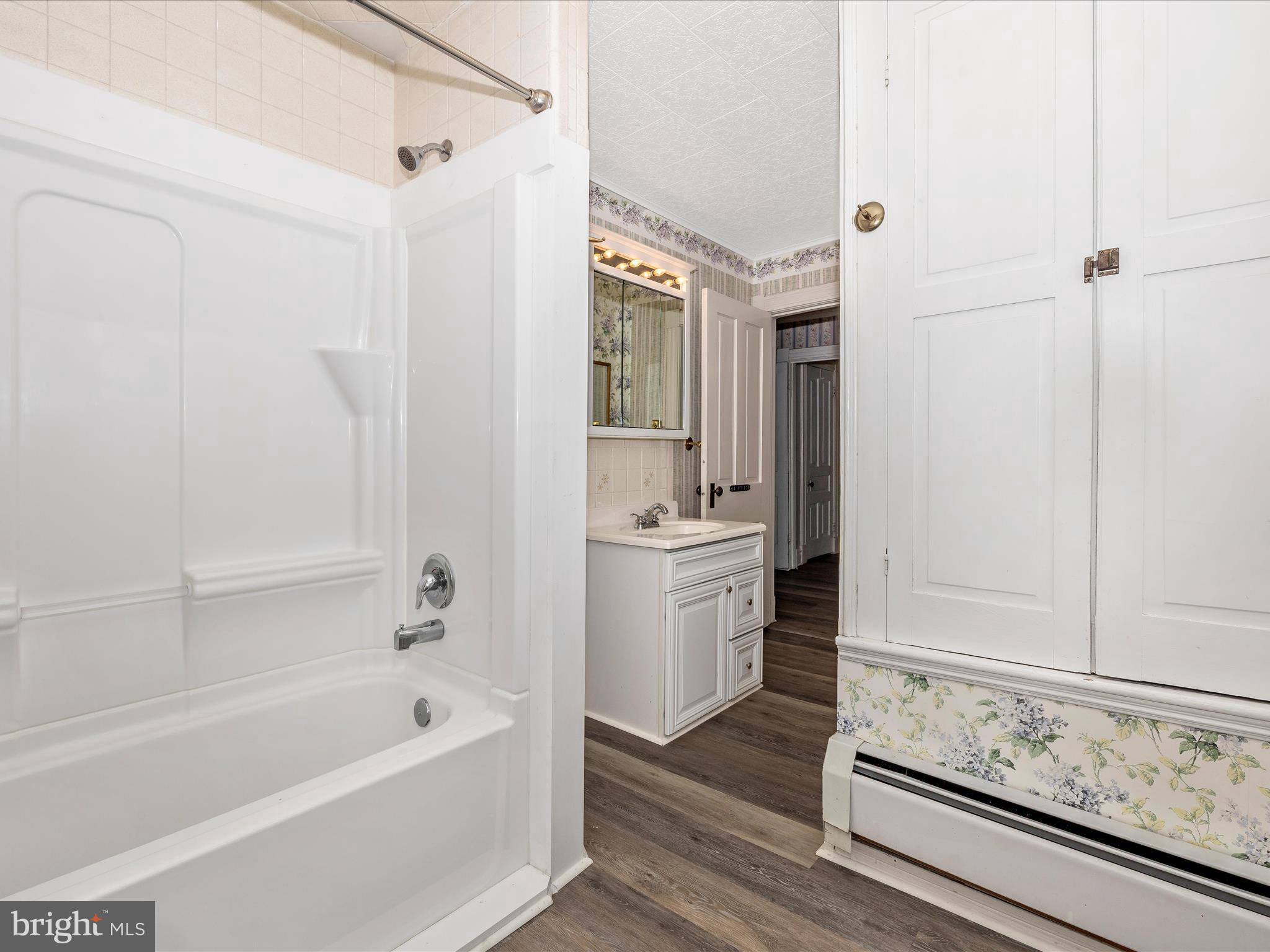 GUILFORD - Residential