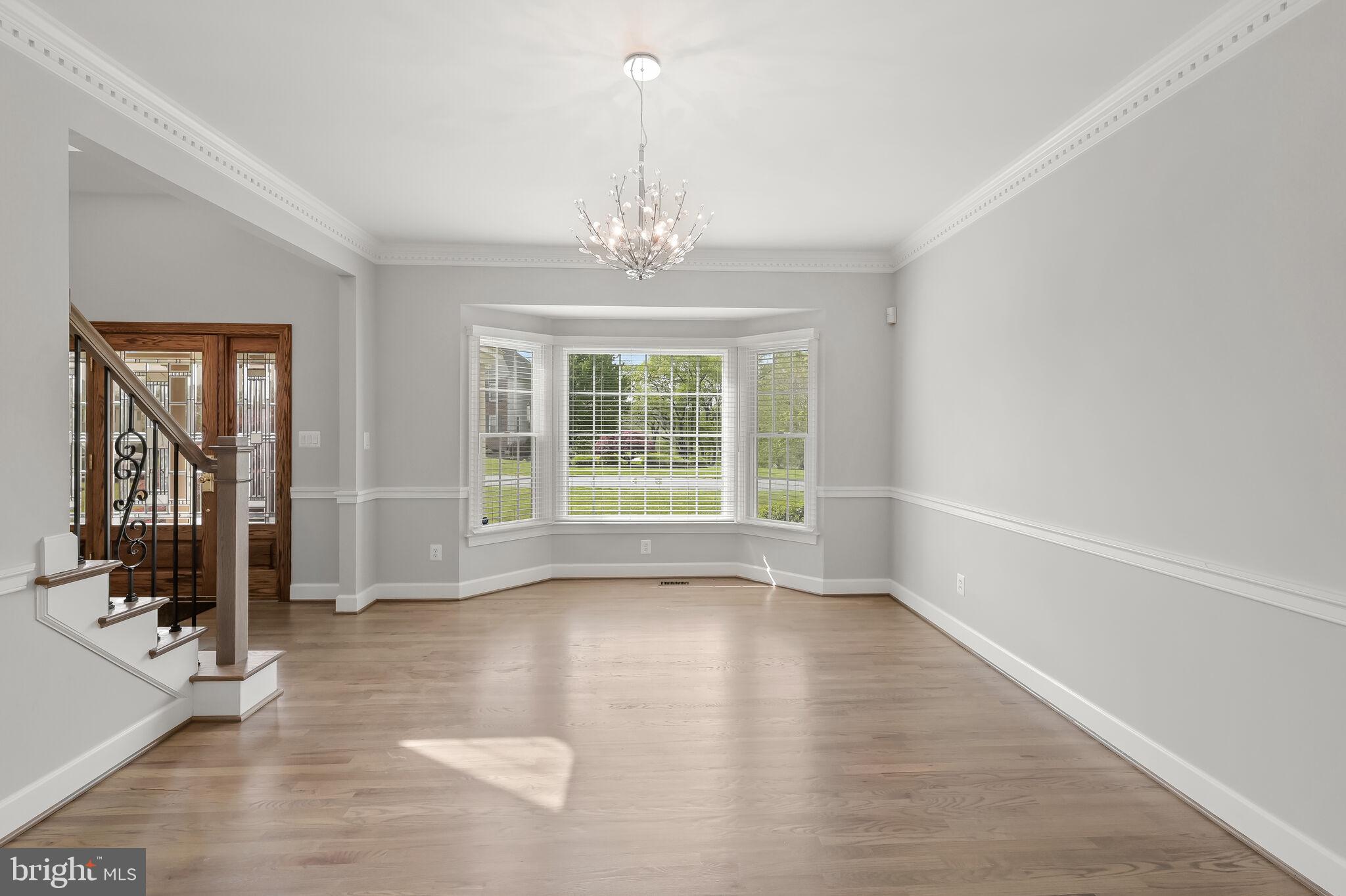 ELLIOTT'S CHANCE - Residential