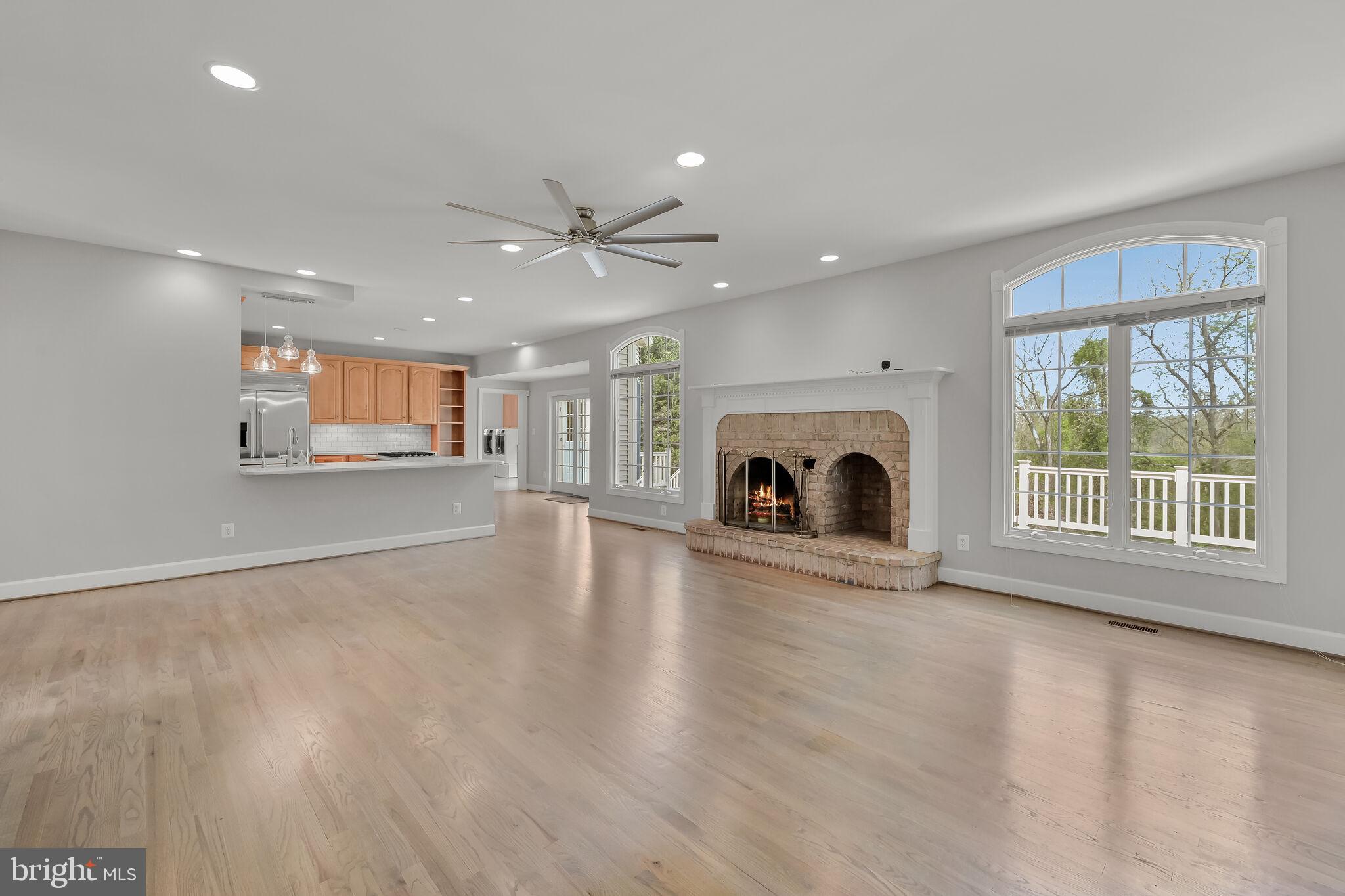 ELLIOTT'S CHANCE - Residential