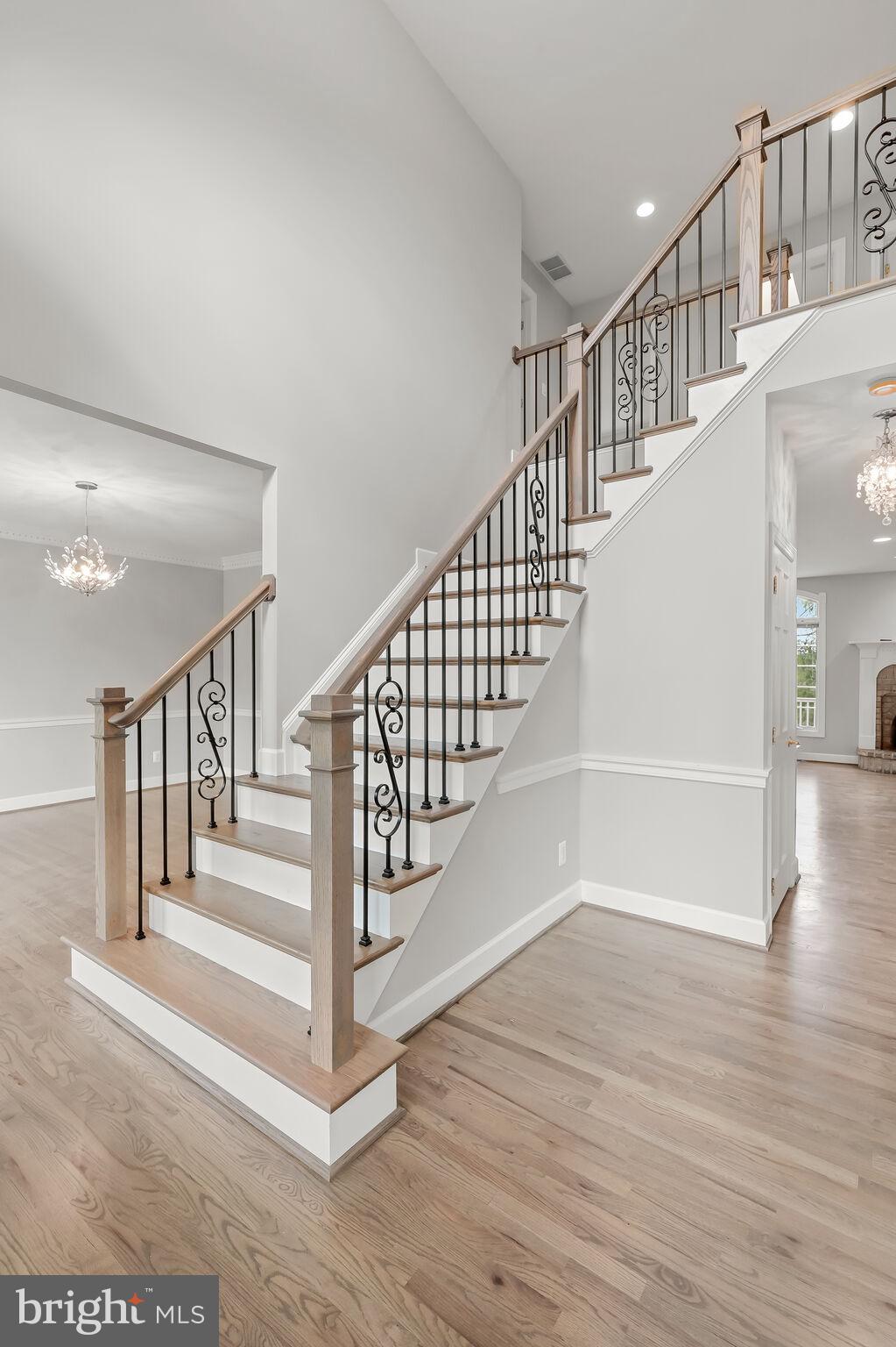 ELLIOTT'S CHANCE - Residential